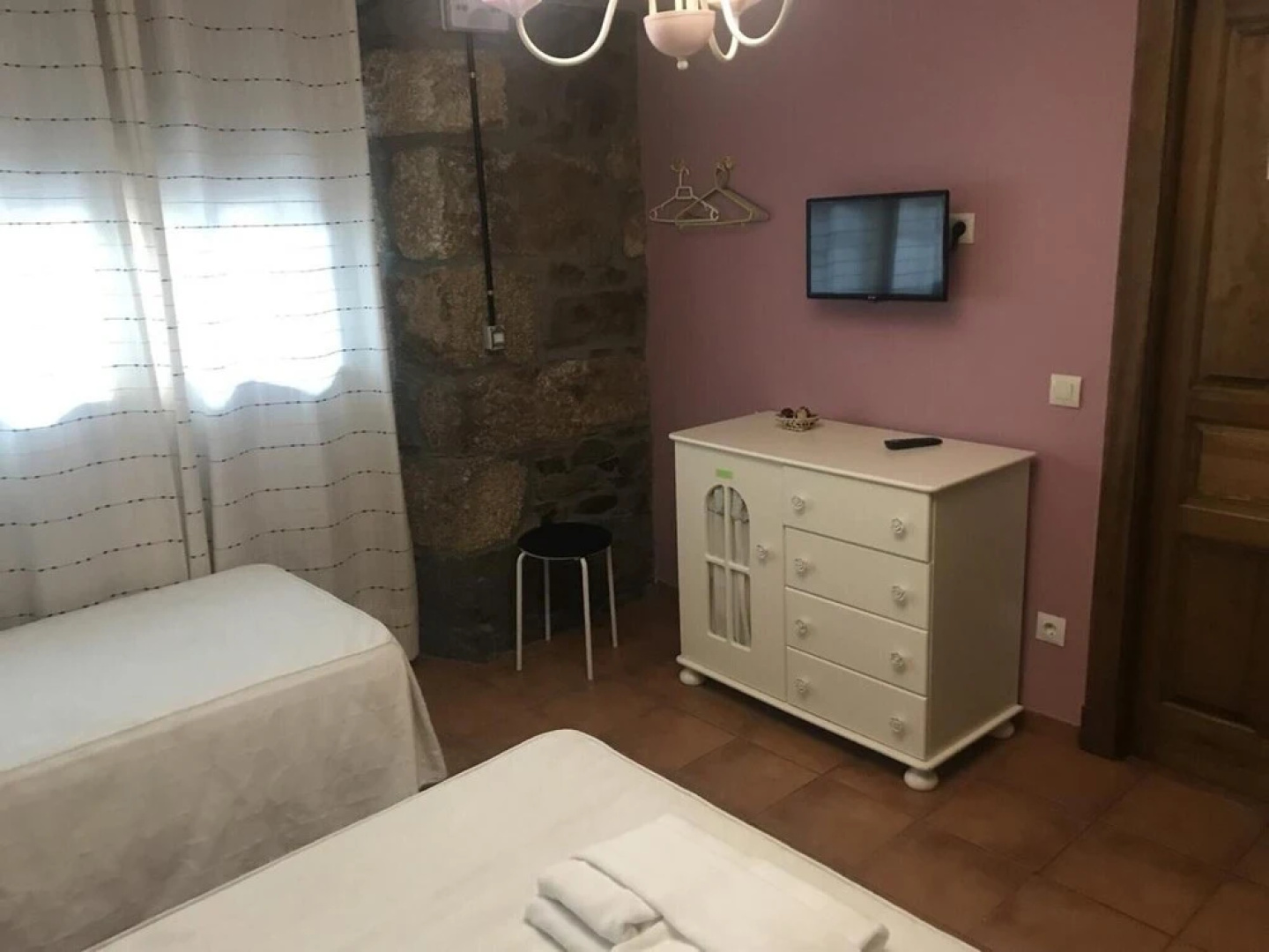 House With 6 Bedrooms in Molinaseca, With Wonderful Mountain View and Wifi