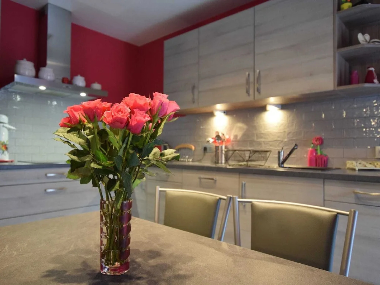 Pretty Cottage with 2 Bathrooms near Neufchateau