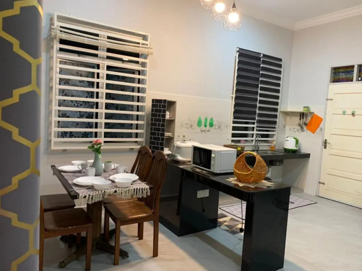 Mok Moon Homestay Nearby Beach Pantai Kelulut - Marang