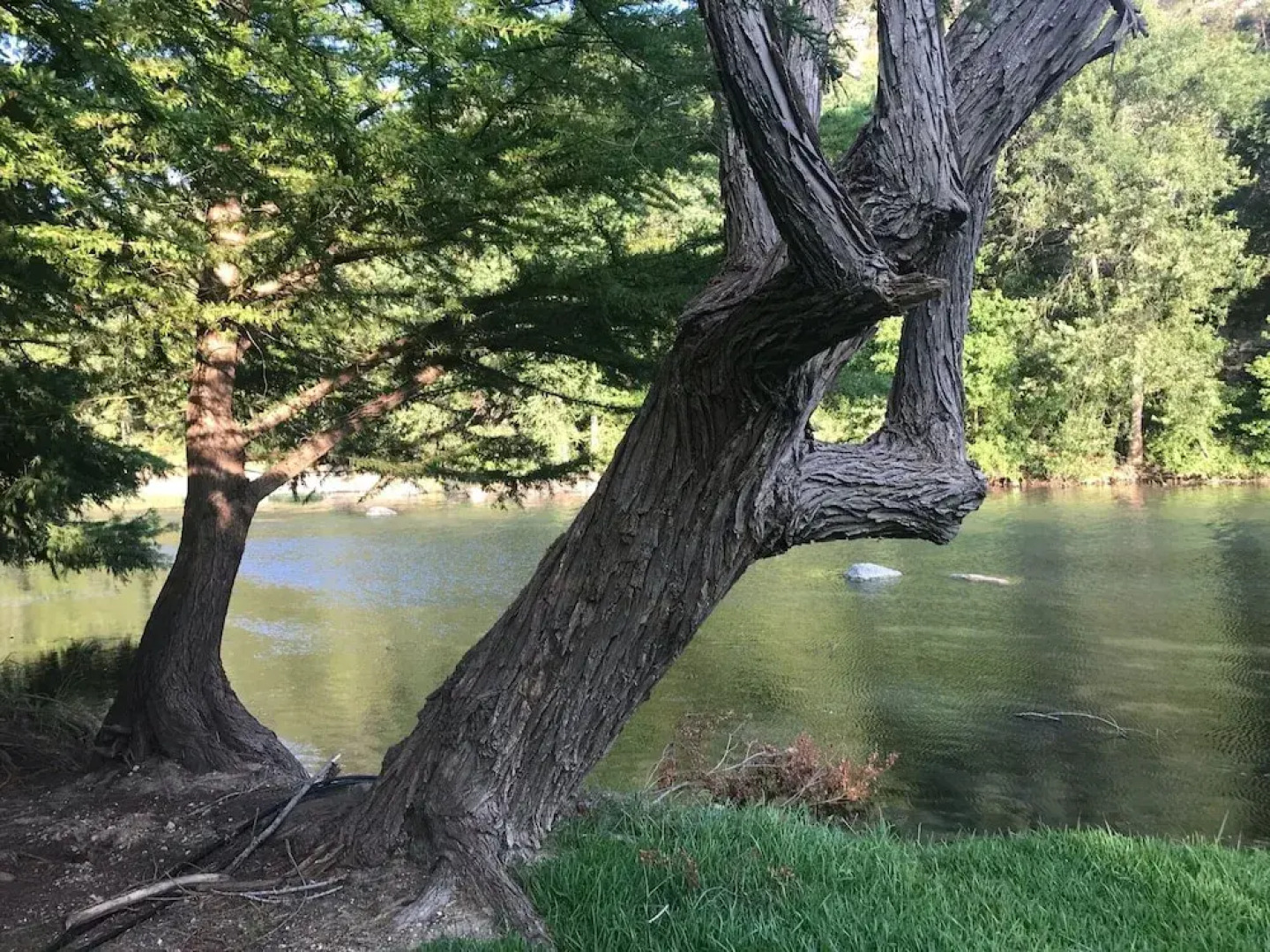 River Repose Rr 7134 4 Bedroom Home by RedAwning