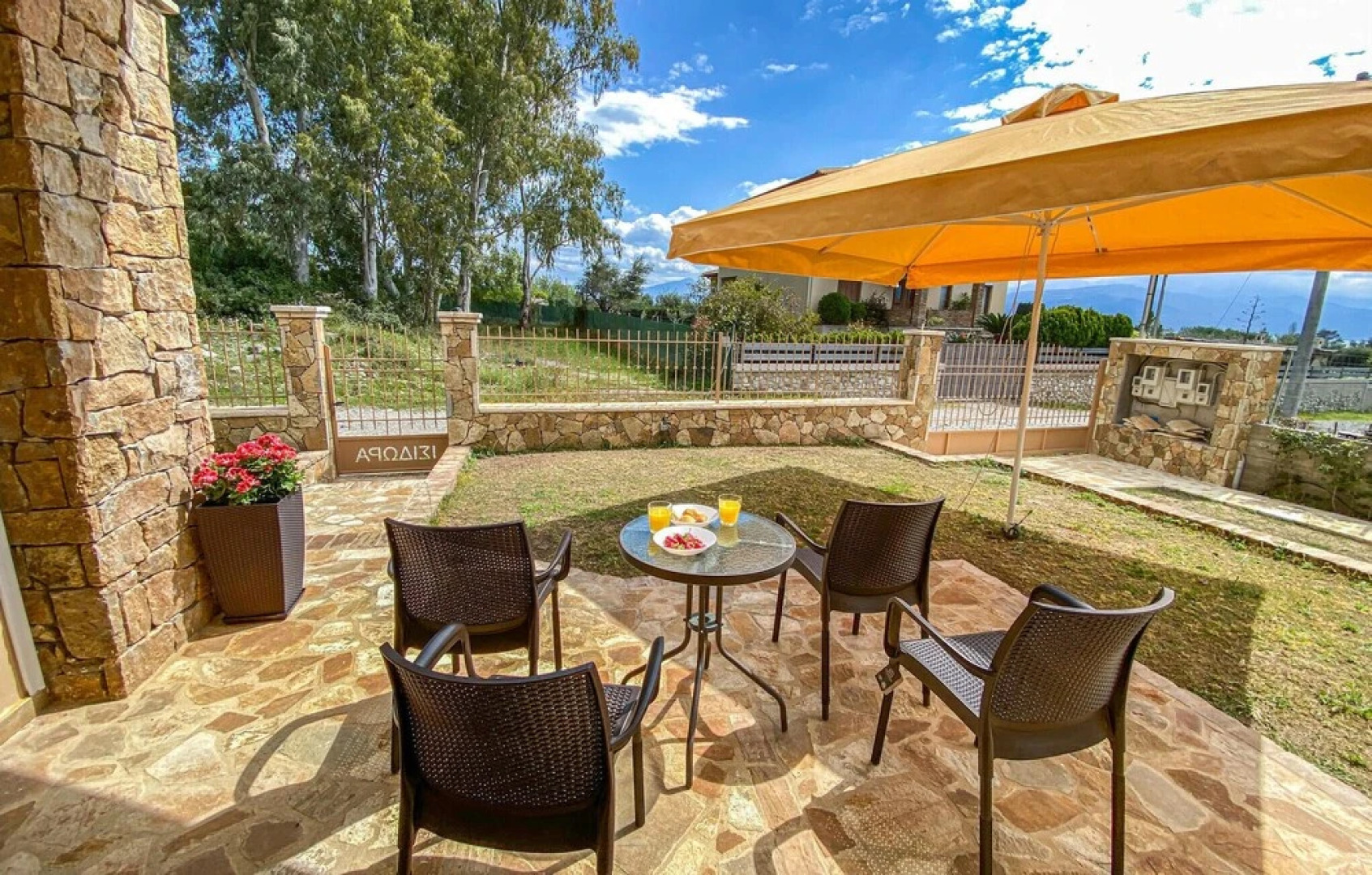 Nice Apartment in Nafpaktos With Wifi and 1 Bedrooms