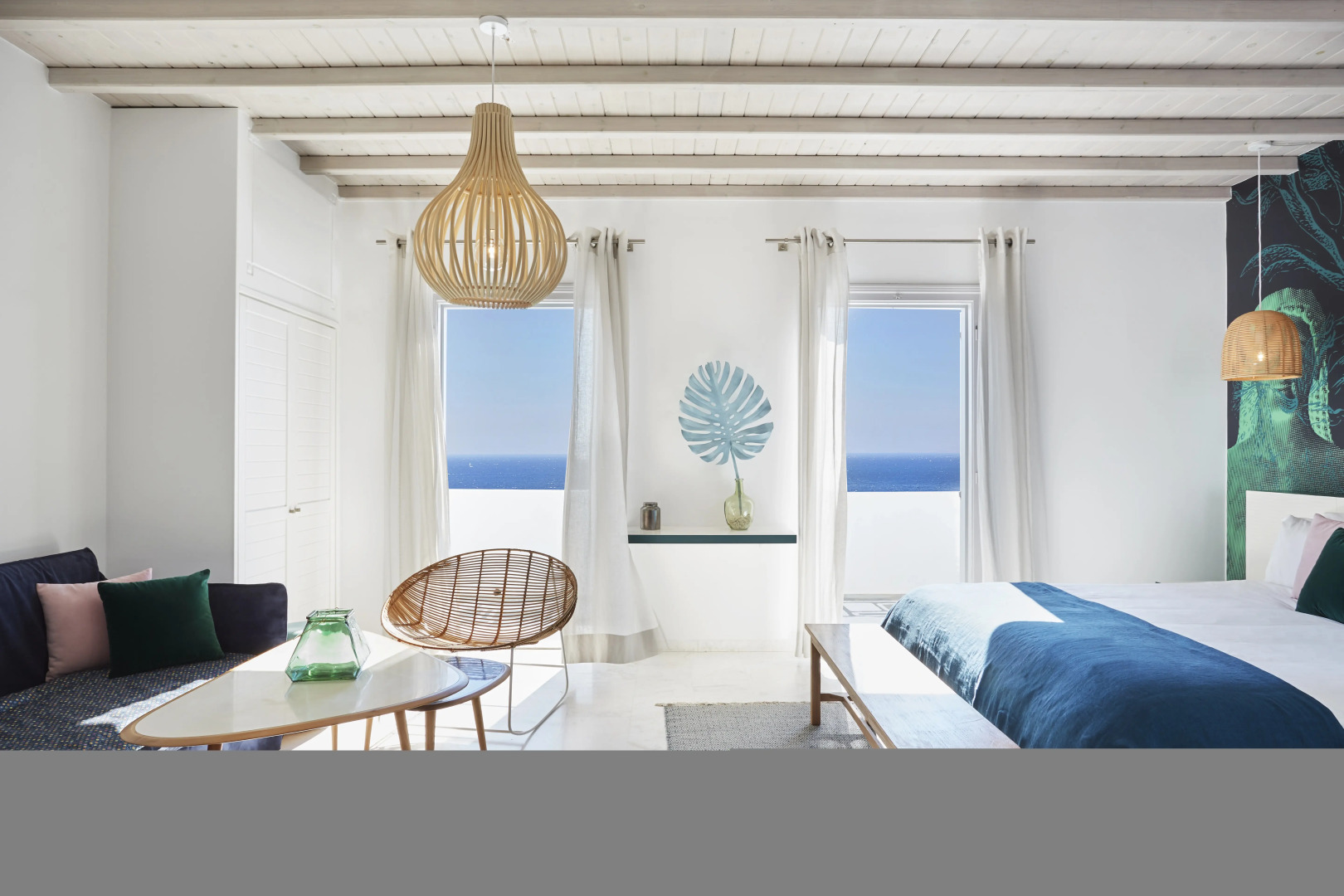 Kouros Hotel & Suites