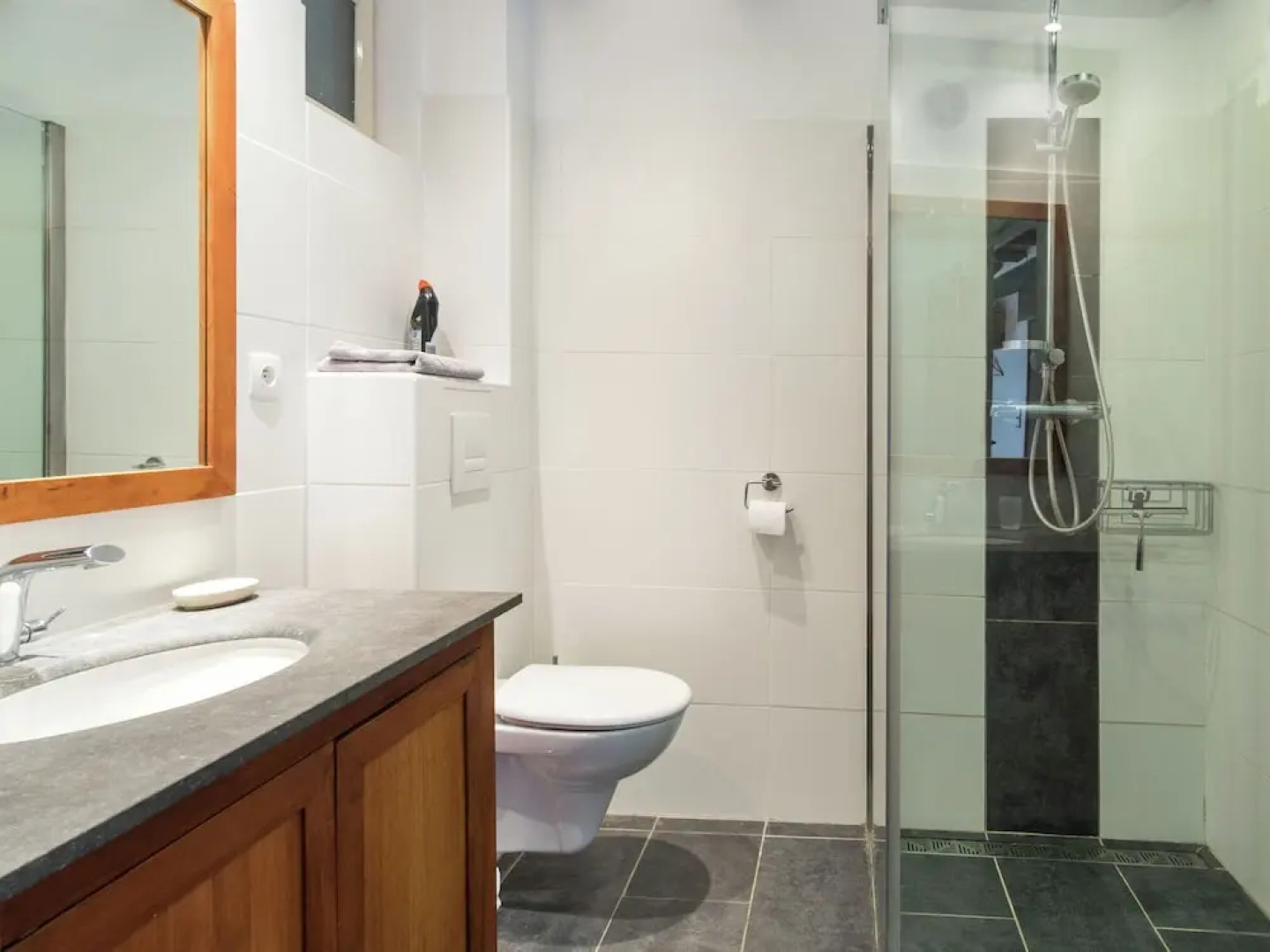 Luxurious Holiday Home in Montrichard With Pool