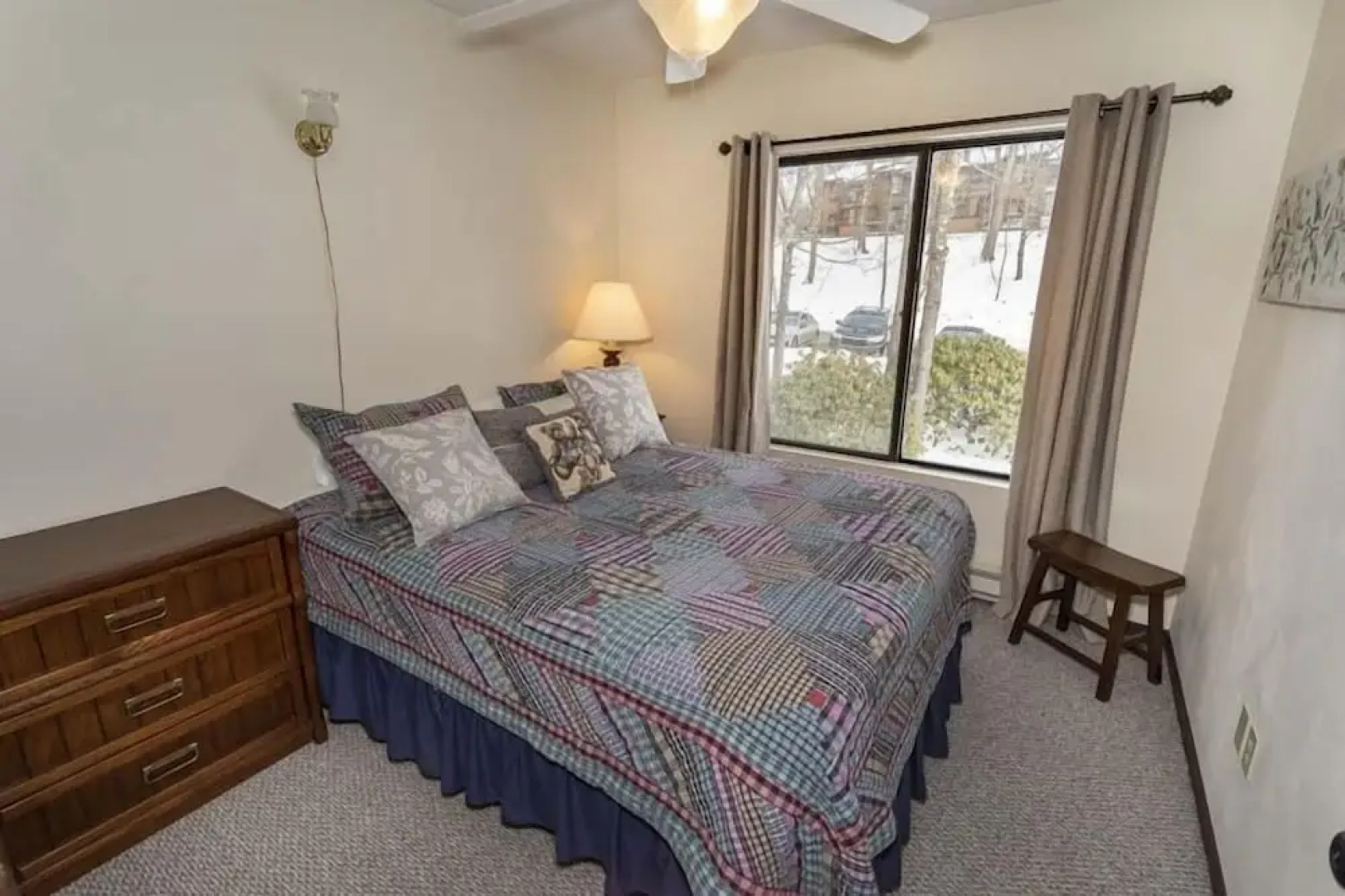 Seven Springs 3 BR Deluxe Condo, Near Golf Course by RedAwning