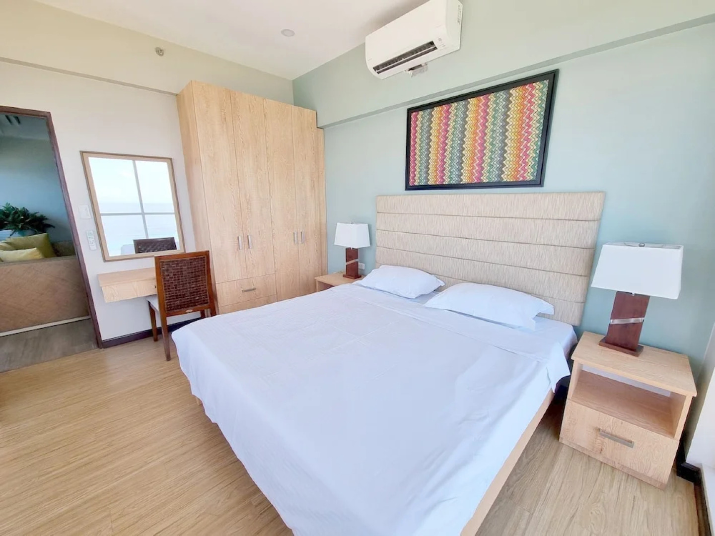 La Mirada Residences