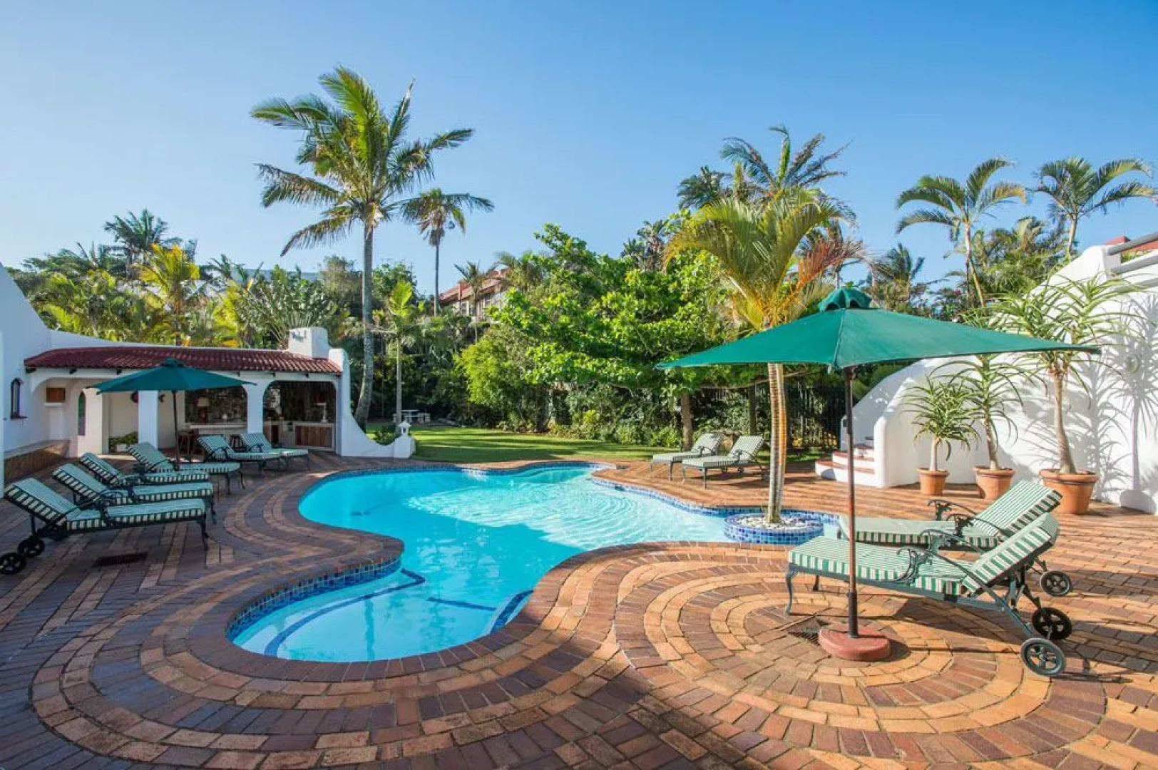 Lalaria Lodge