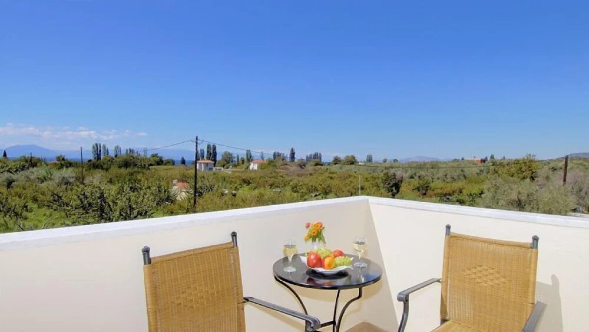 Palirria Hotel & Studios