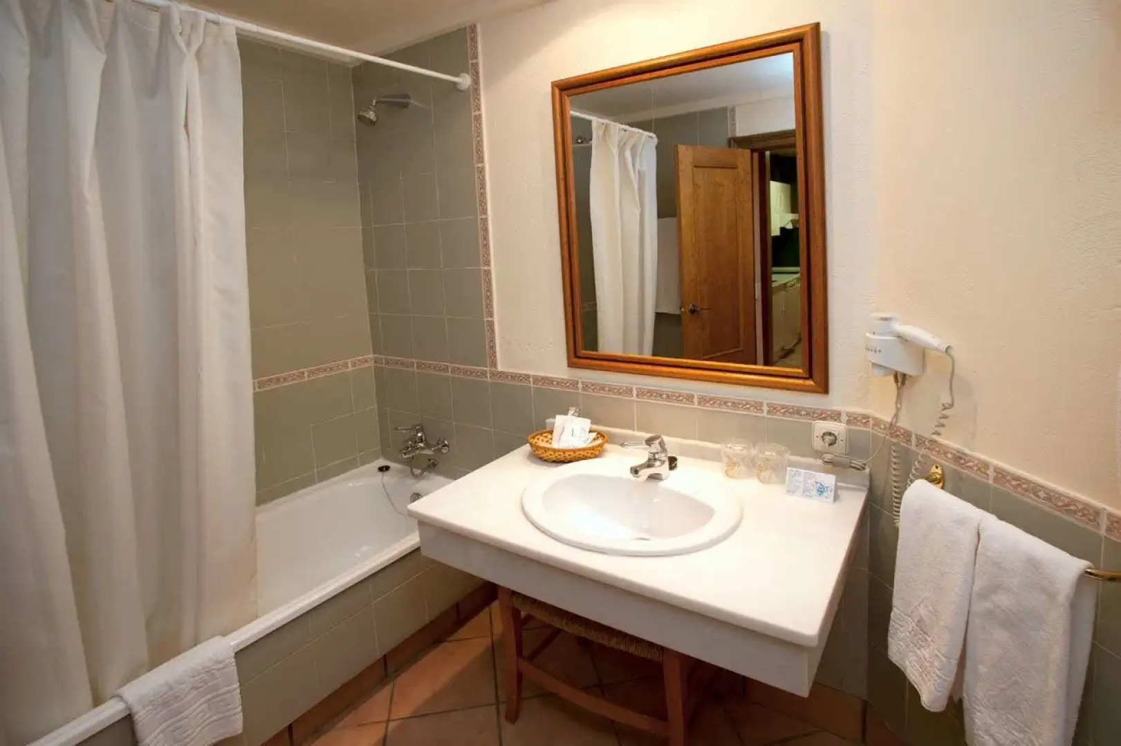 Aparthotel Trevenque