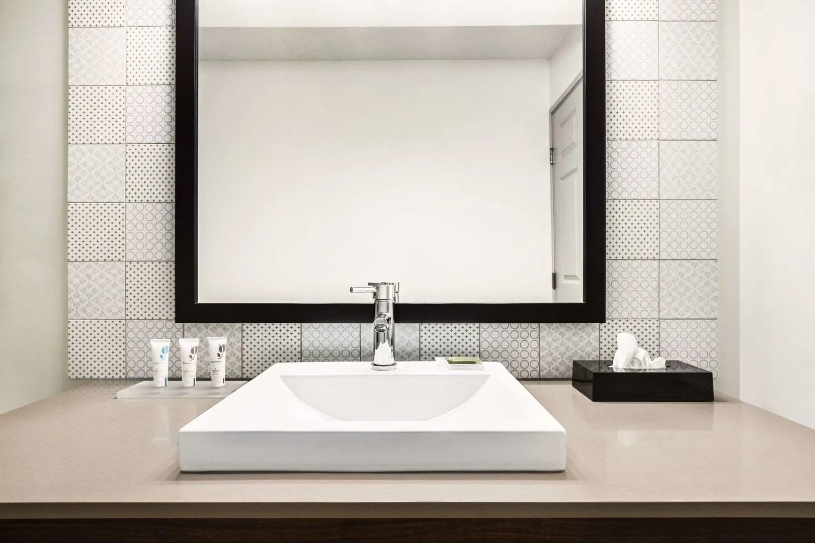 Country Inn & Suites by Radisson, St. Cloud East, MN