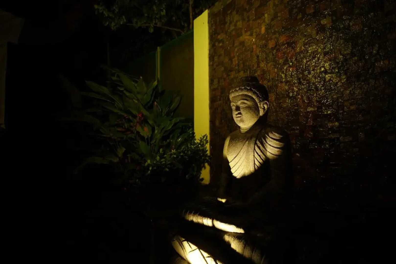 Kailani Beach Resort