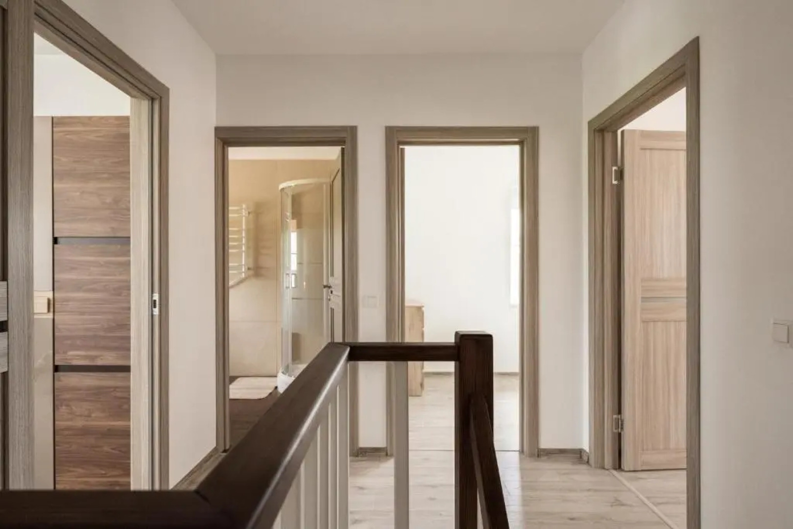 Between two lakes - 1 House