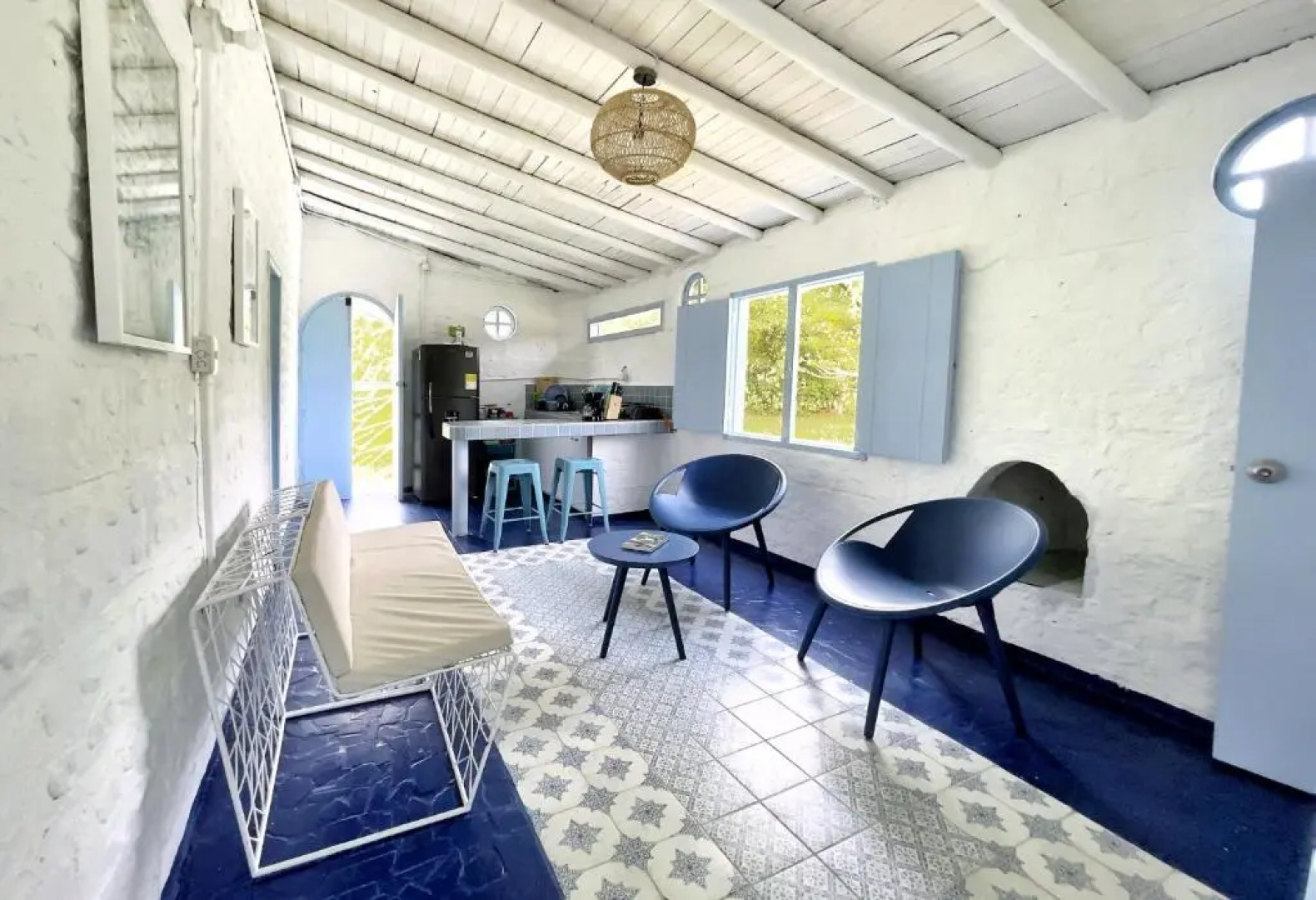 Hermosa Casa frente al Río