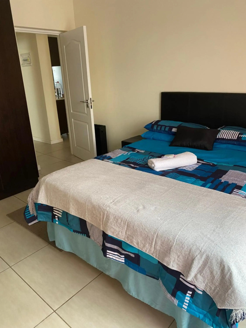 Greenstone Ridge Apartment