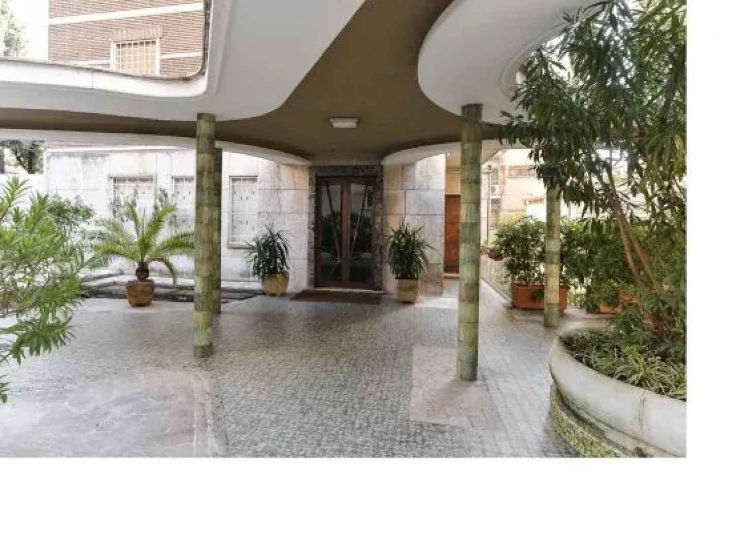 Monte Parioli Flat in Rome