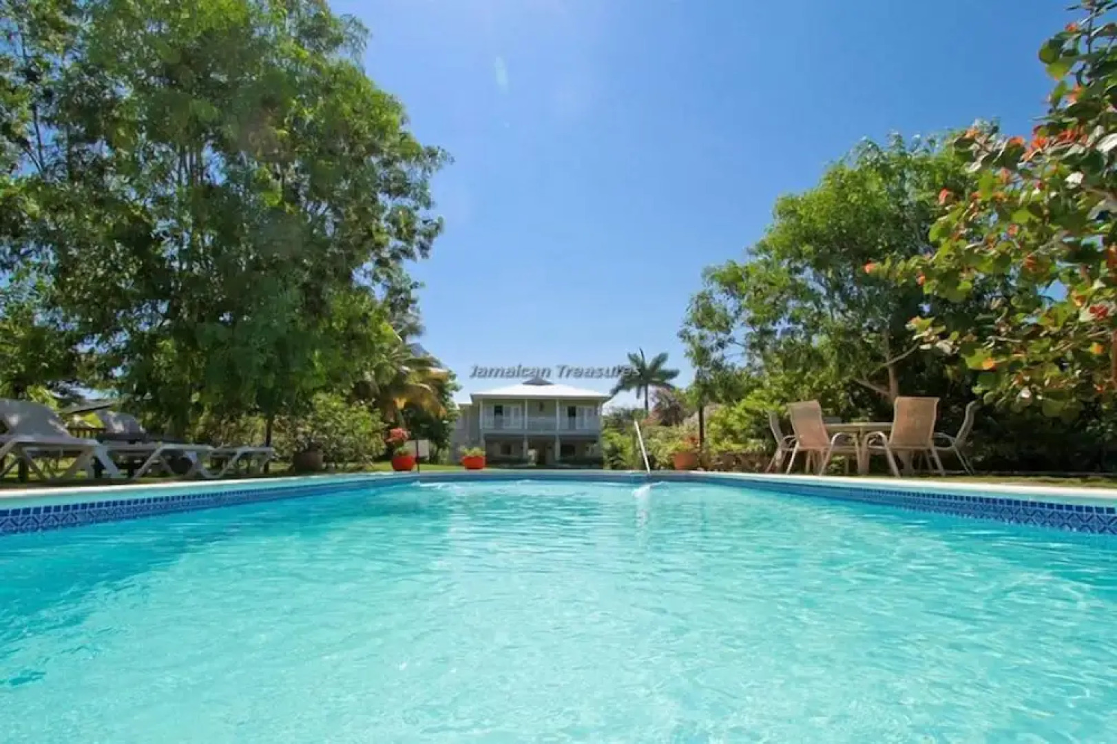 Coral Cove-Discovery Bay 5BR