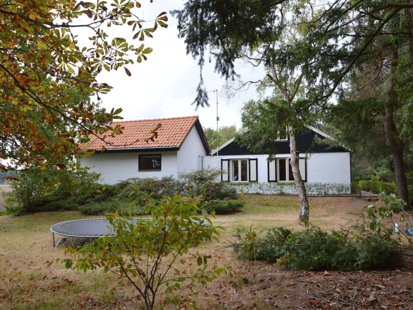 Hideaway: Sauna, Tennis & Trampoline