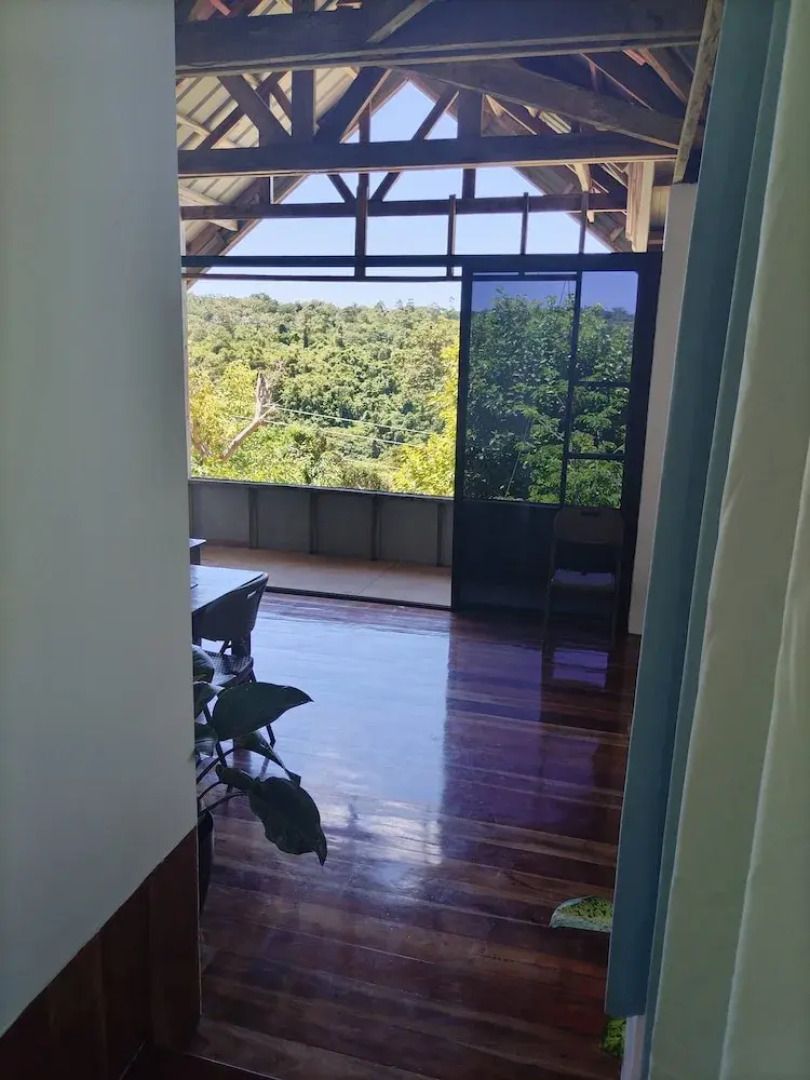 Siquijor Overlooking House 100 Meters Before Cambugahay Falls