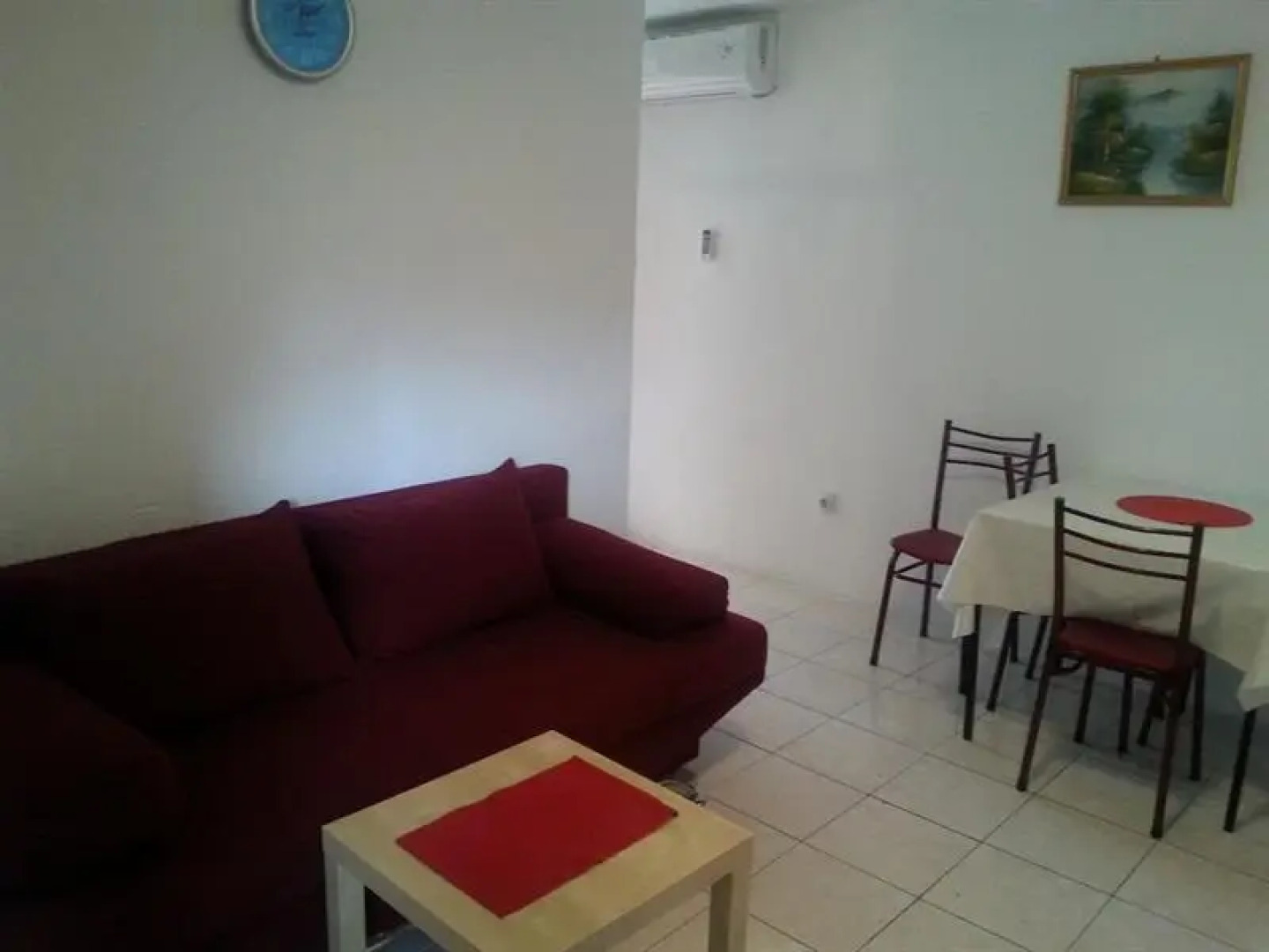 Rooms & Apartments Anka