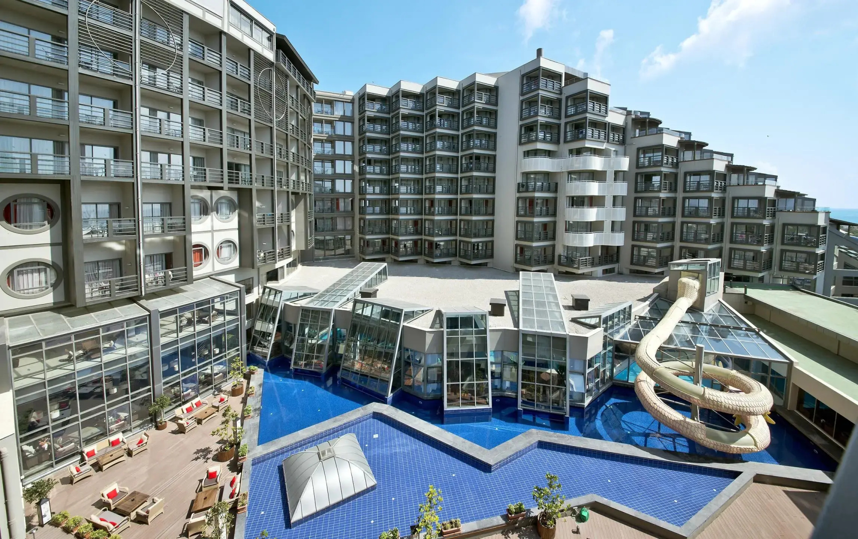 Limak Lara De Luxe Hotel and Resort