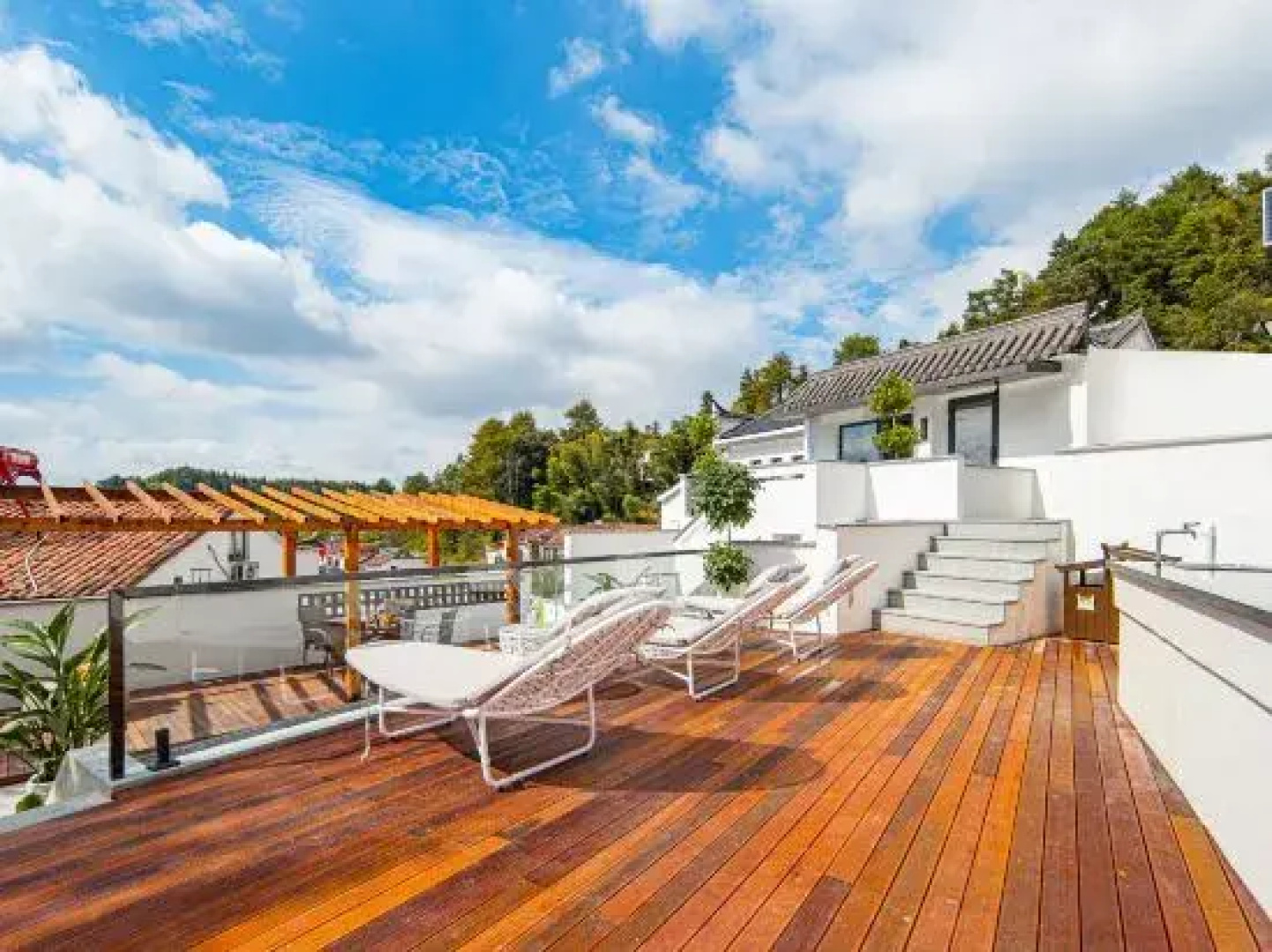 Jiuhuashan Jiuyi Youxuan Homestay (Meat Body Palace Branch)