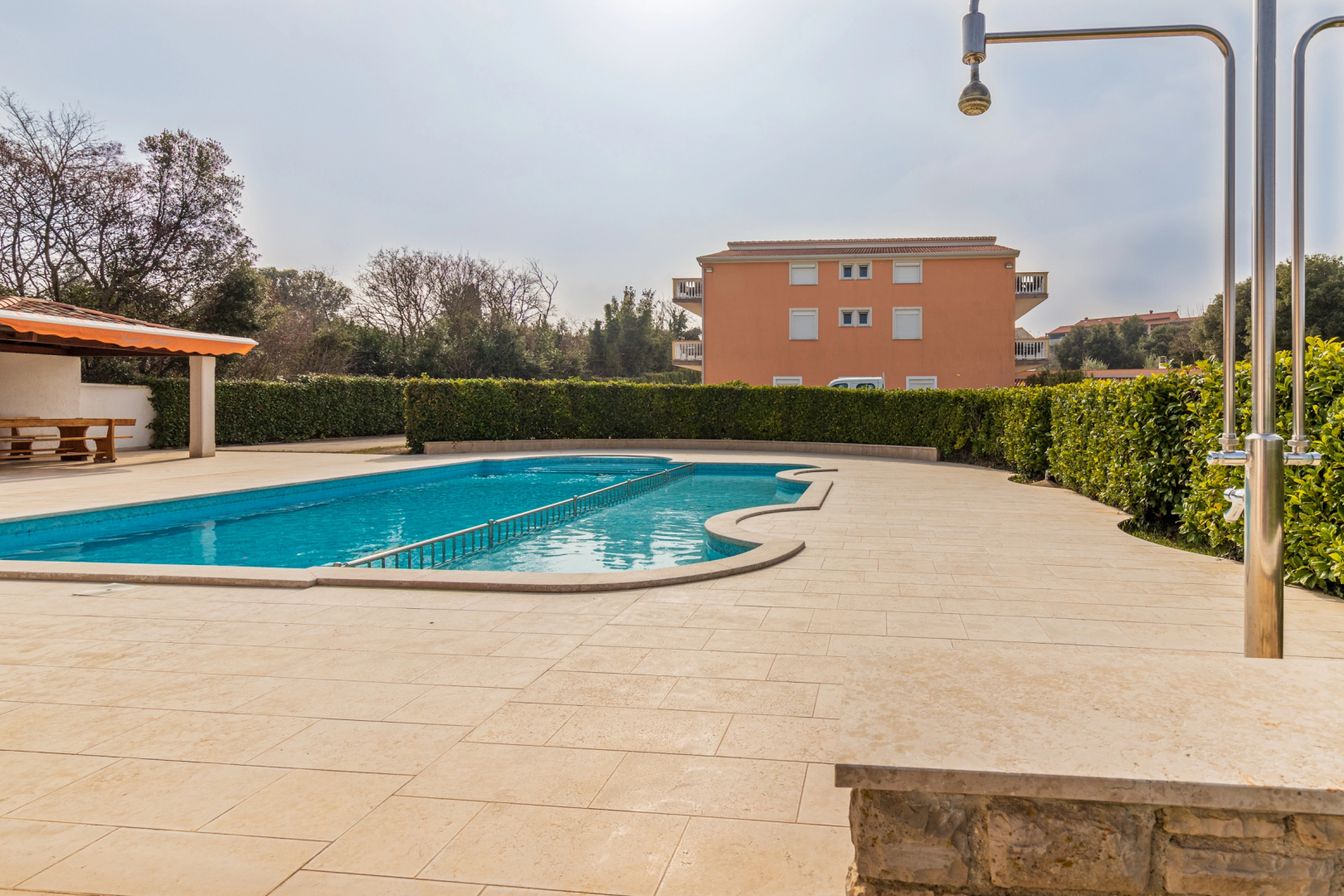 Pool Apartment Suzi 10