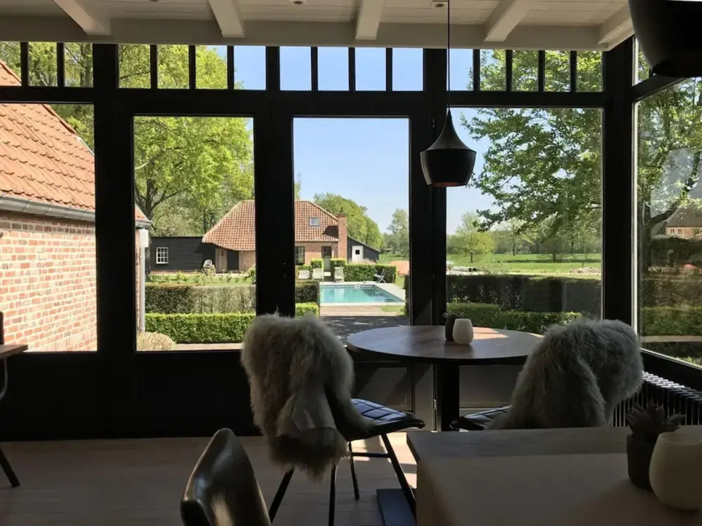 Beautiful Holiday Home in Vlaanderen With Shared Pool