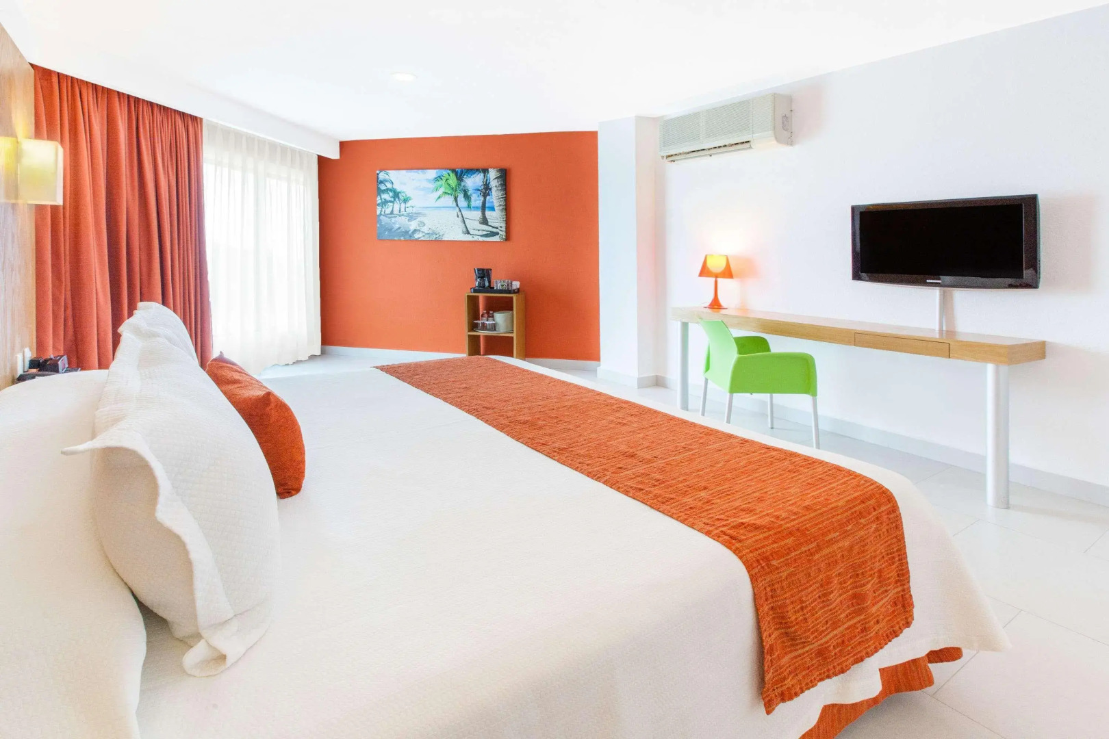 Отель Adhara Express