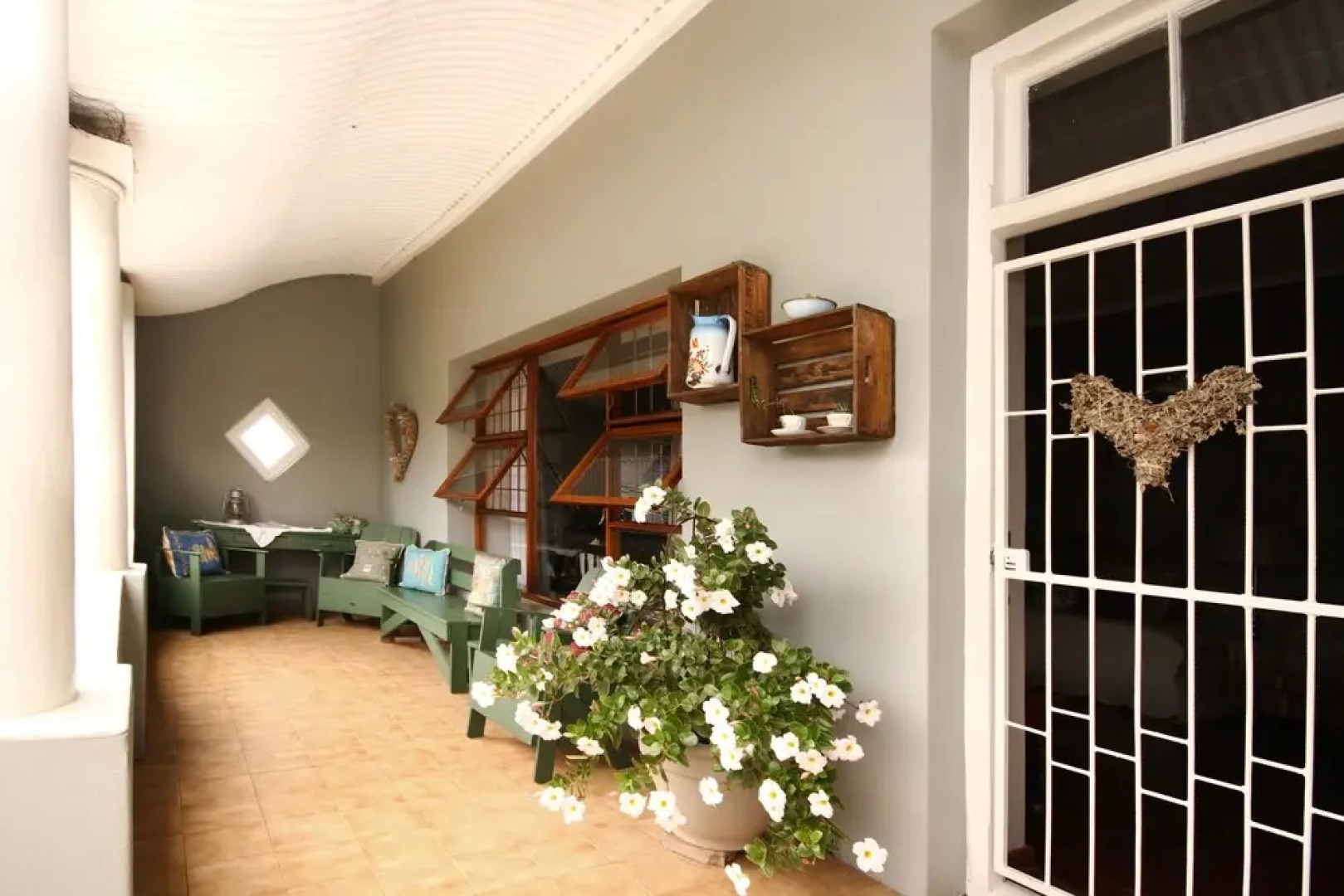 Nostalgia Self Catering Guest House