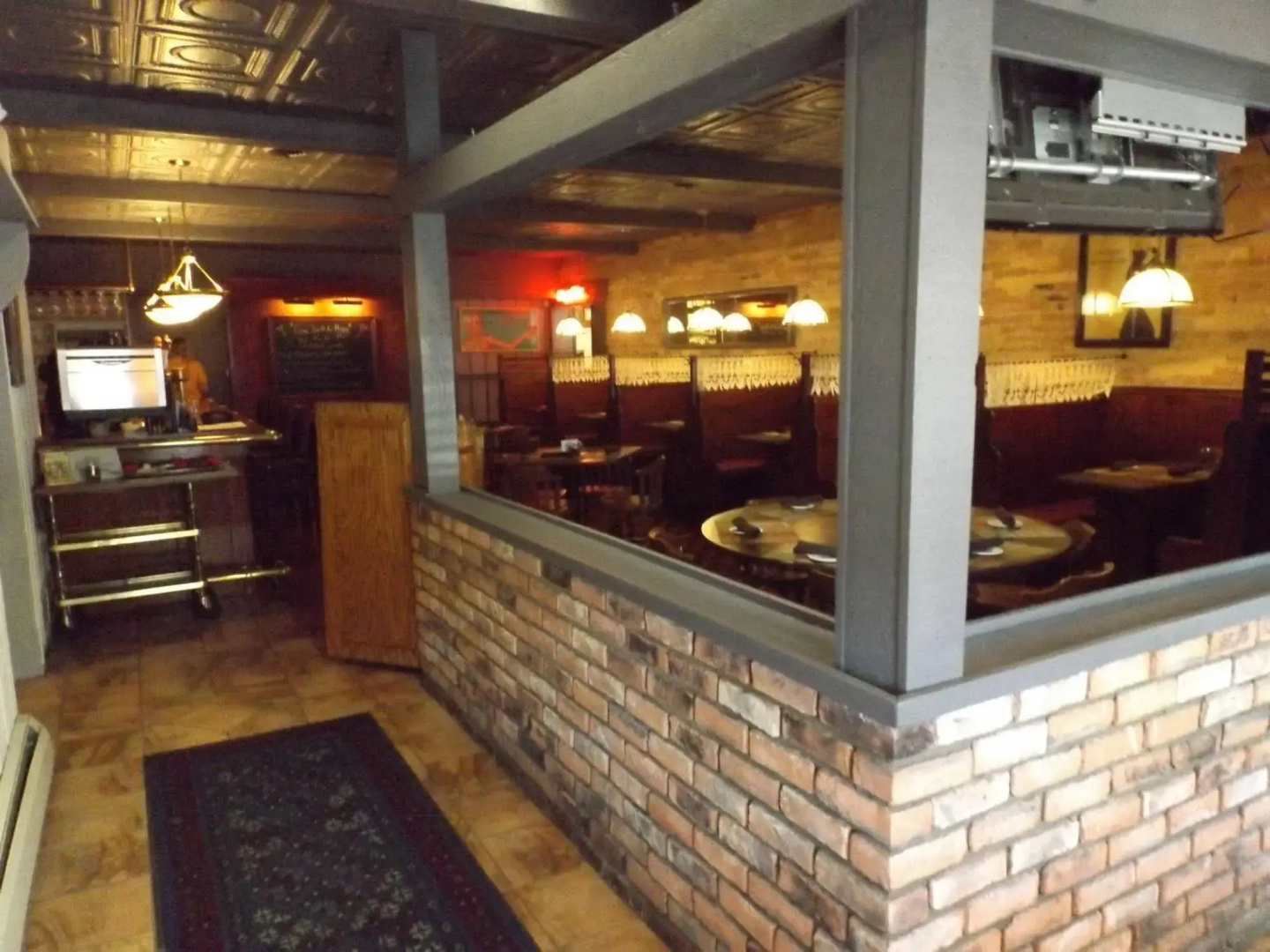 Hermanns European Inn