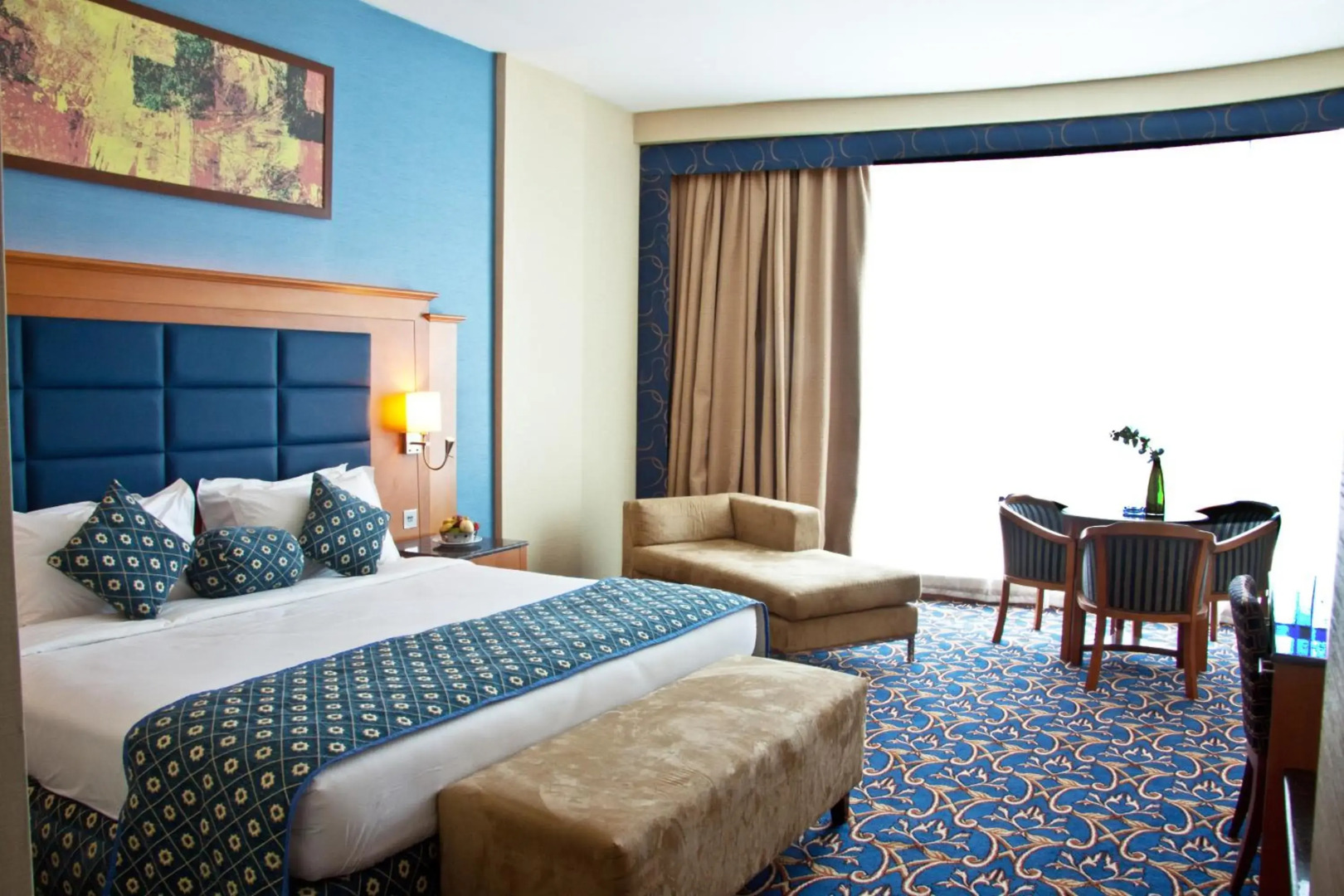 Royal Grand Suite Hotel