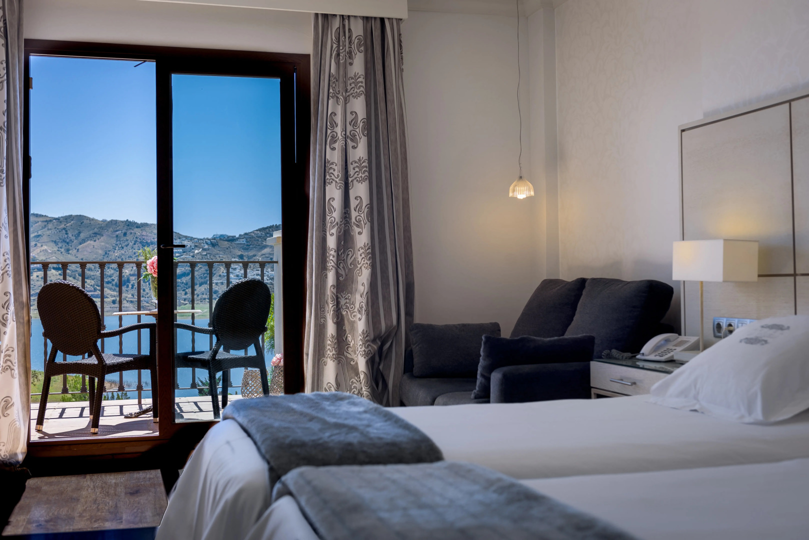 B bou Hotel La Viñuela & Spa