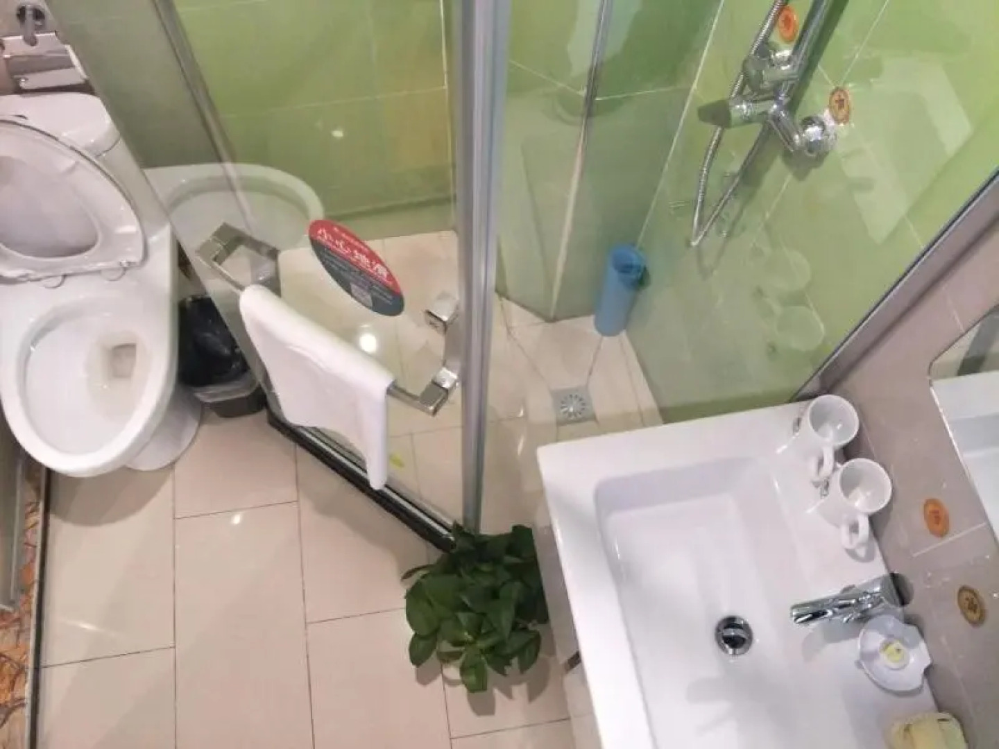 GreenTree Inn Shangqiu Liangyuan District Railway Station Express Hotel