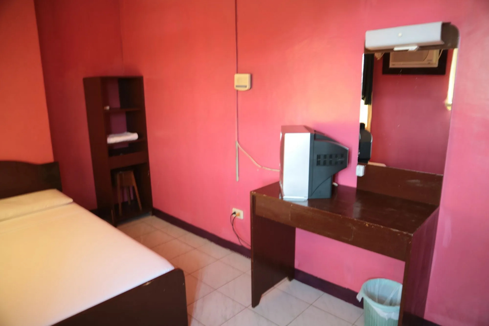 Mellow Apartelle and Tourist Inn