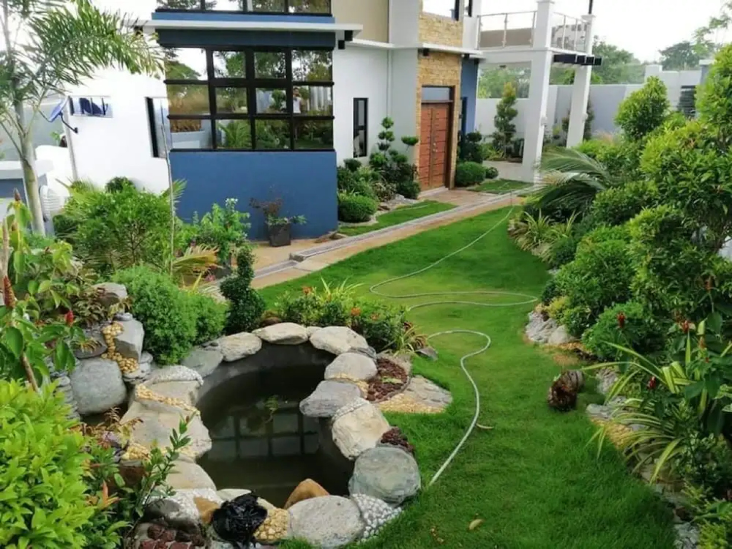 Luxury Villa at Mariveles Bataan, Philippines, Ph