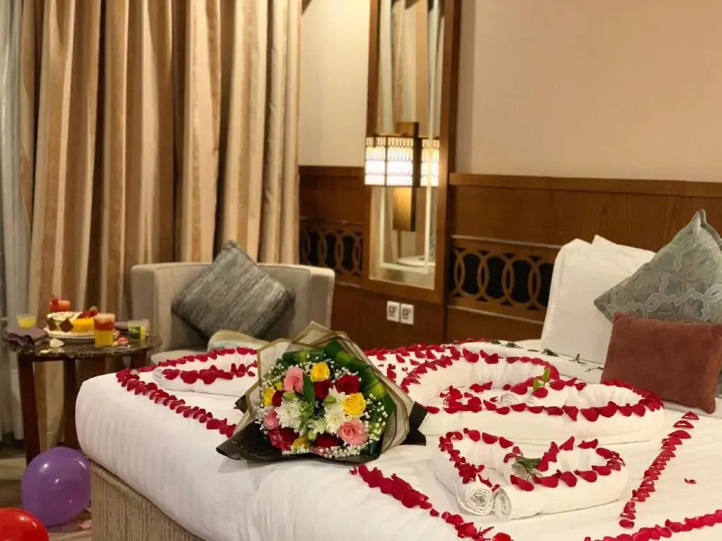 Violet Al Azizia Hotel