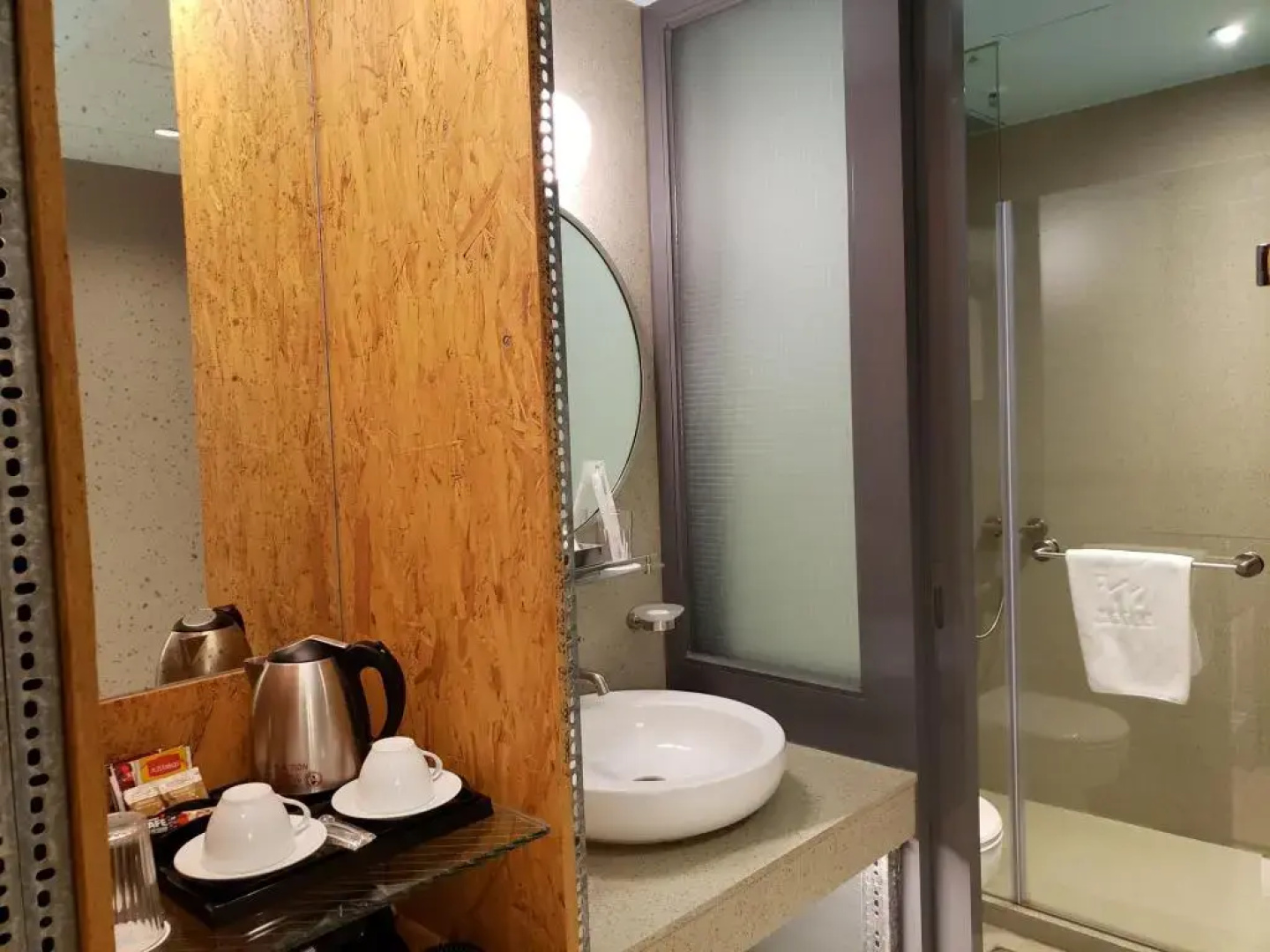 IND Hotel