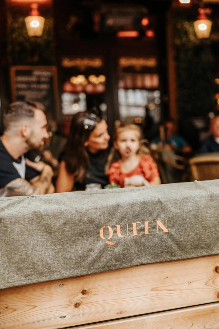 Queen Hotel