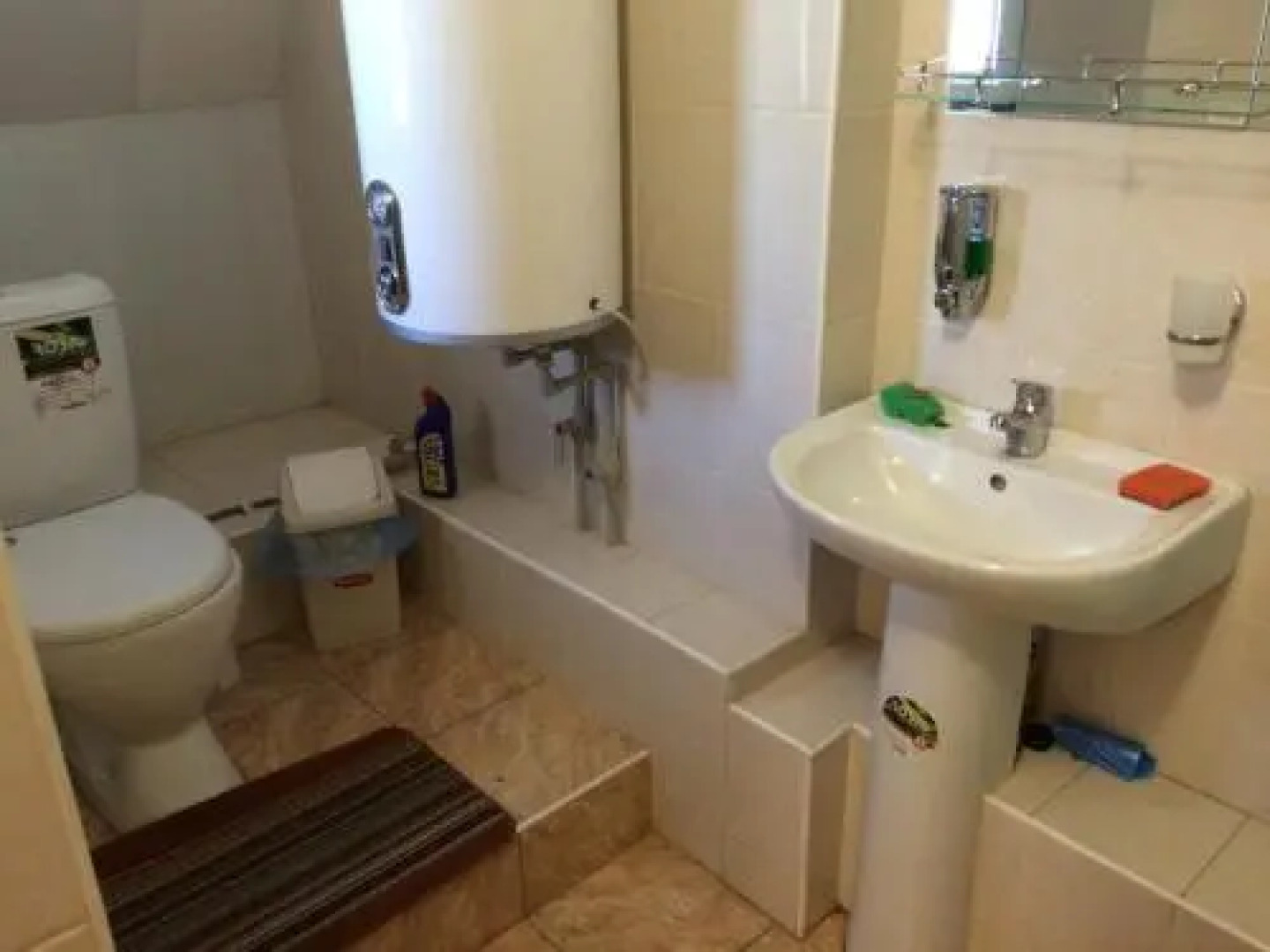 Частный дом с номерами и отдельной кухней