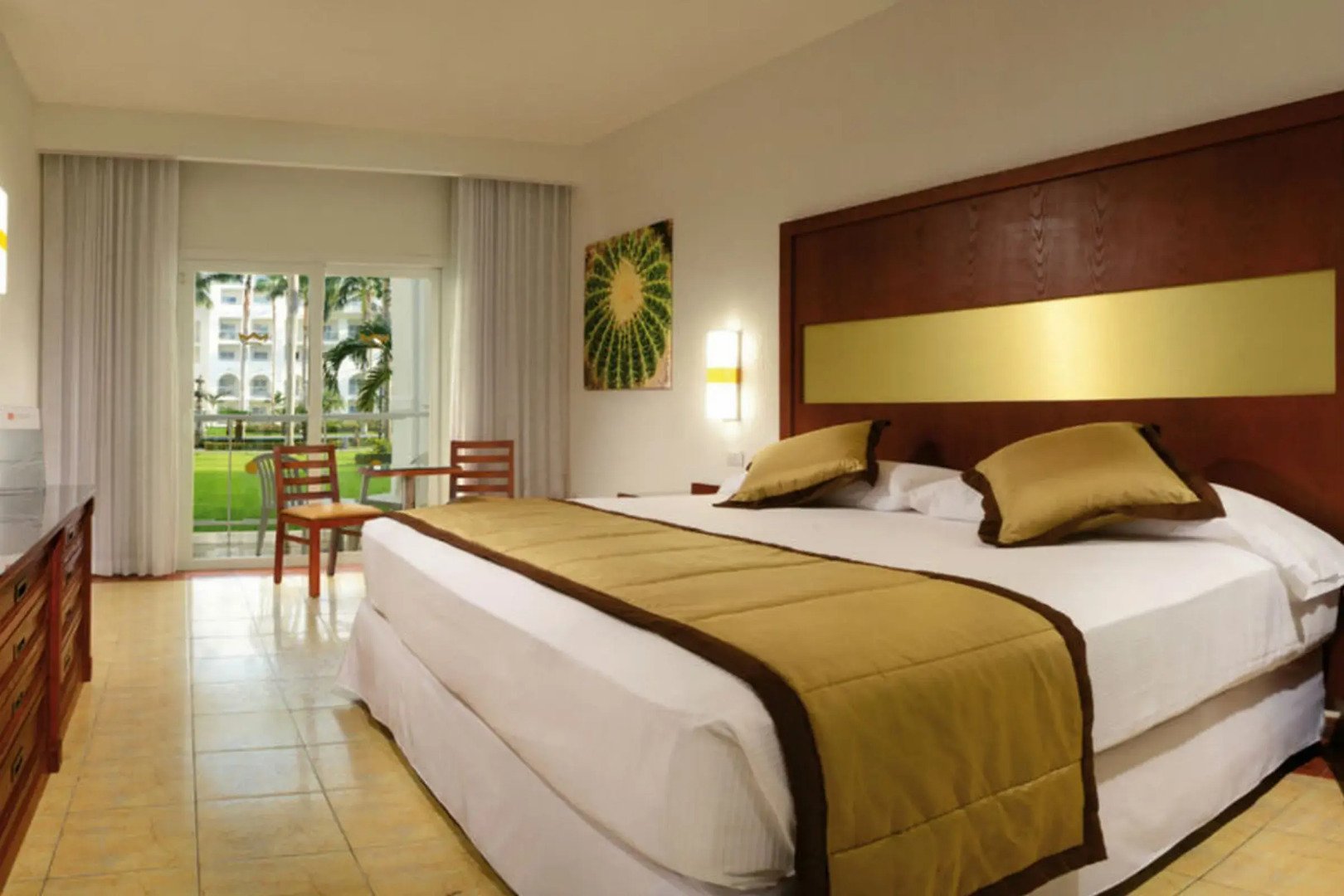 Hotel Riu Jalisco - All Inclusive