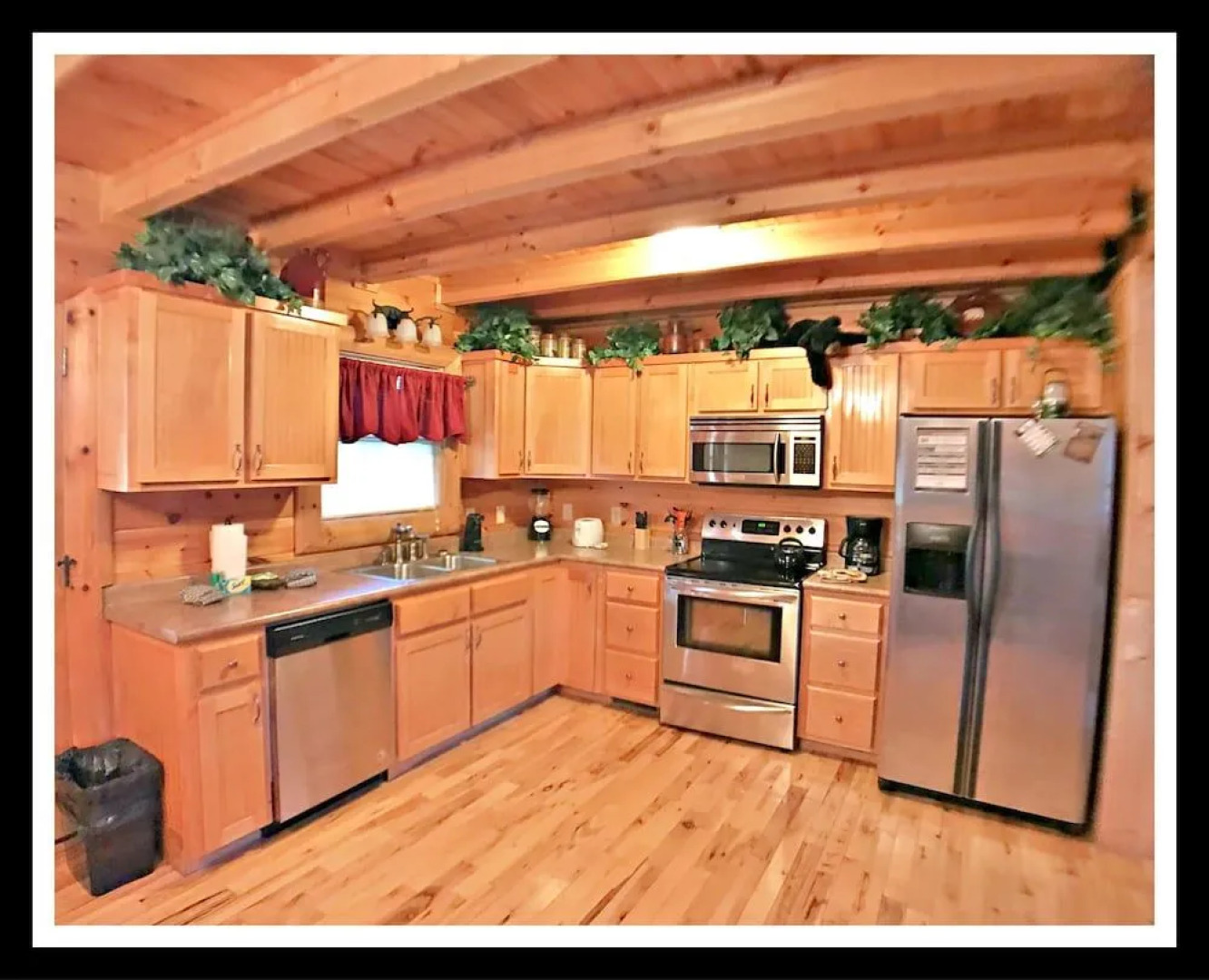 Cove Meadows Cabin 3423 - 2 Br cabin by RedAwning