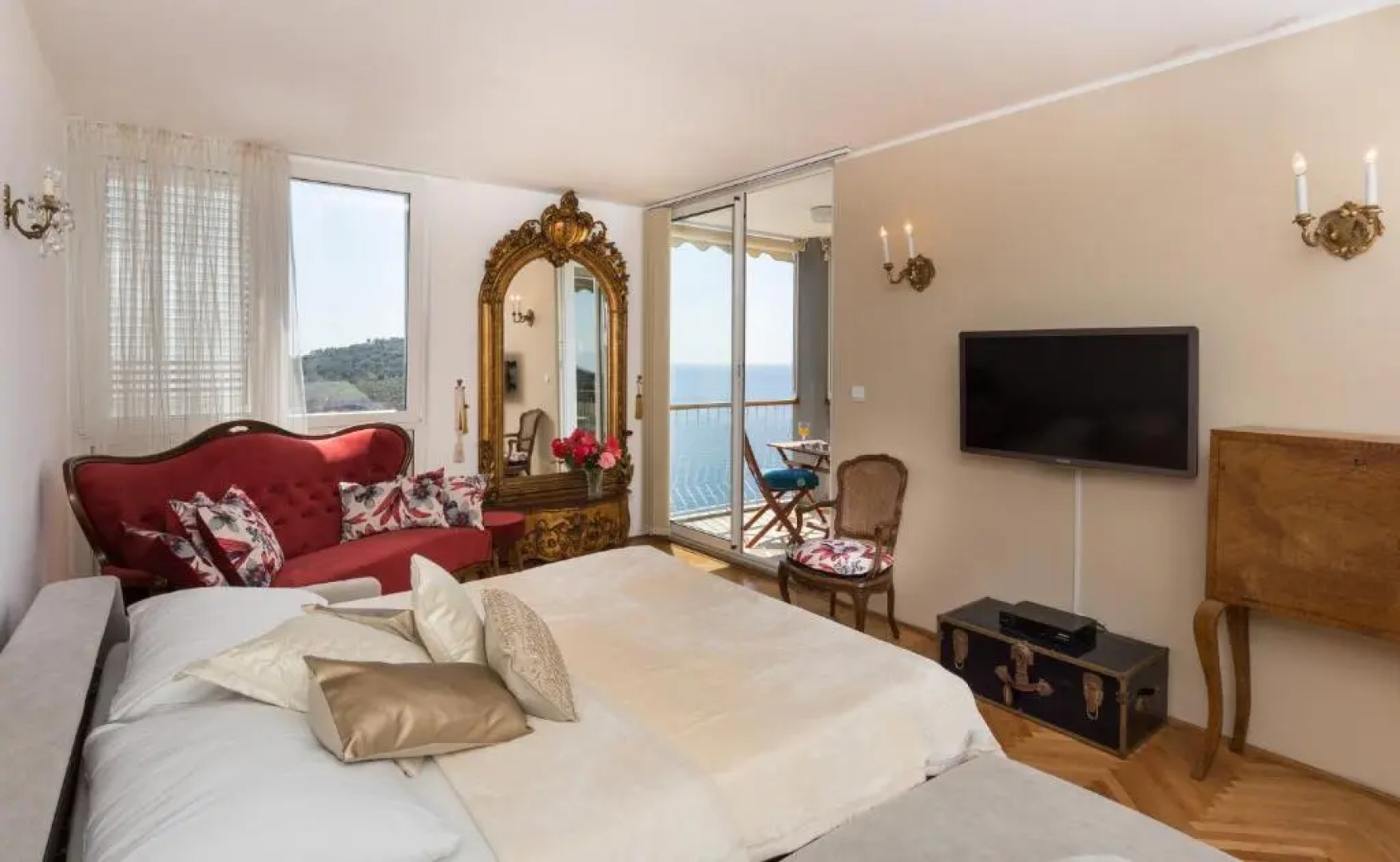 Love Affair Apartment