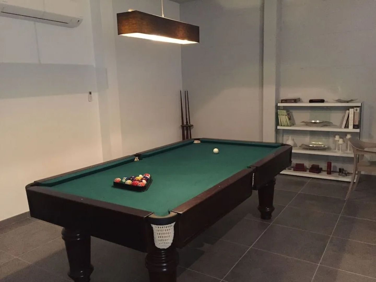 Mercedes Country House