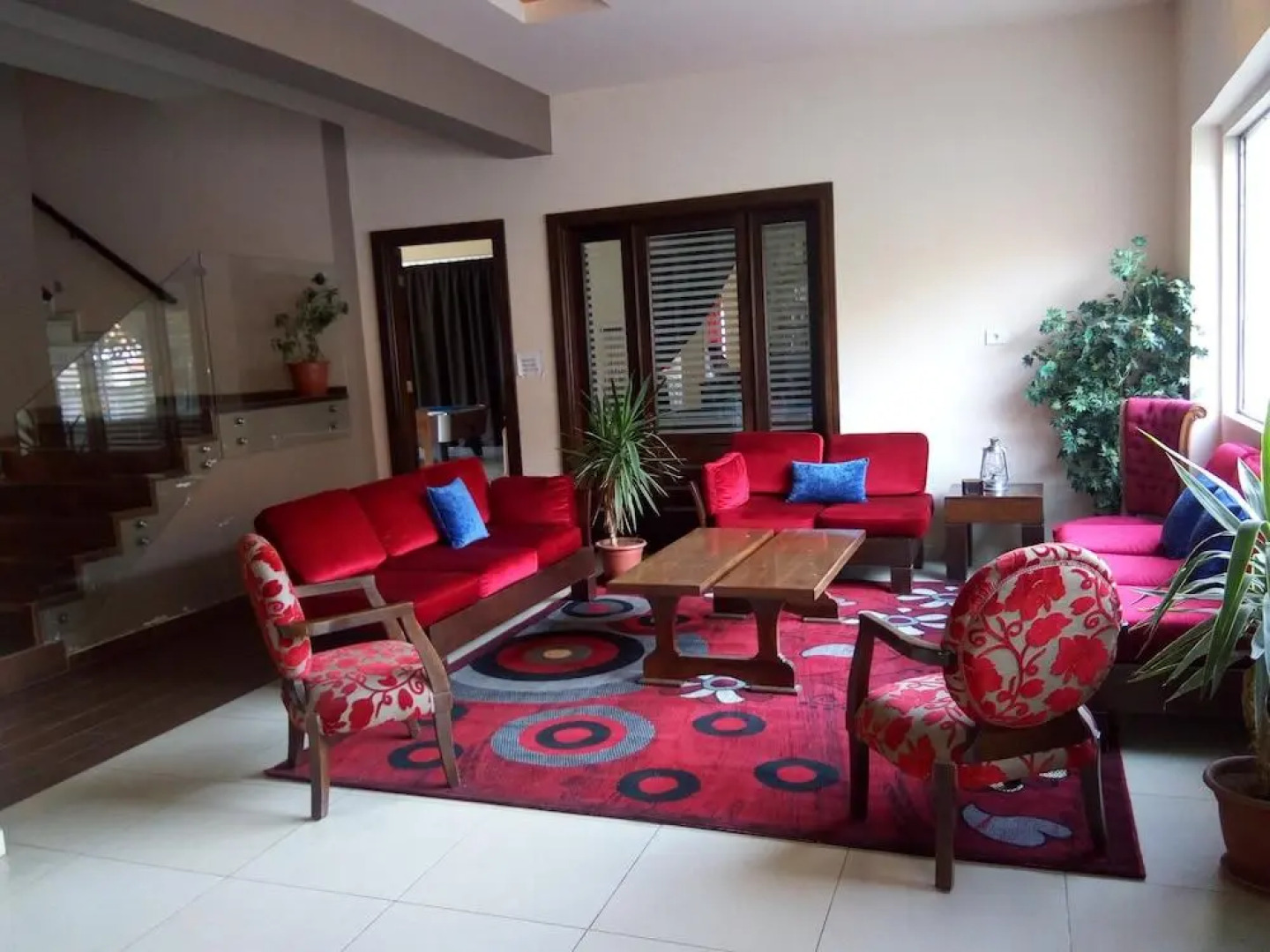 Palace Hostel Bsharry