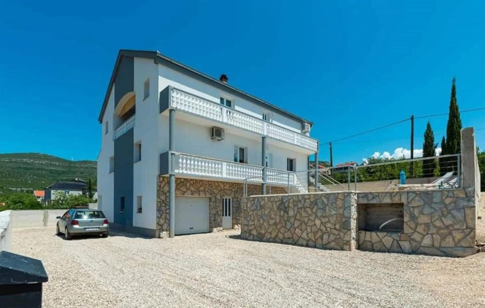 Stunning Apartment in Obrovac With 3 Bedrooms, Wifi and Outdoor Swimming Pool