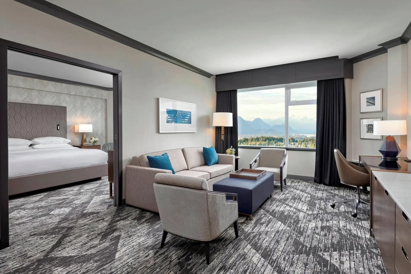 Sheraton Vancouver Guildford Hotel