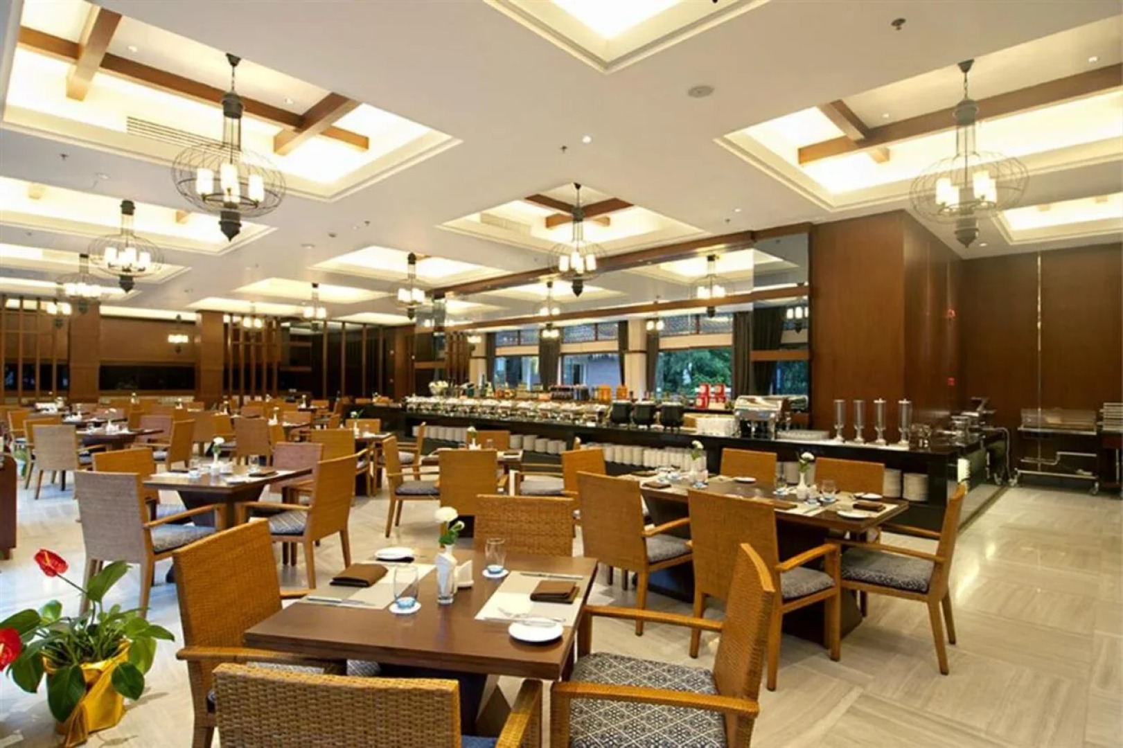 Wuzhishan Yatai Rainforest Resort Hotel