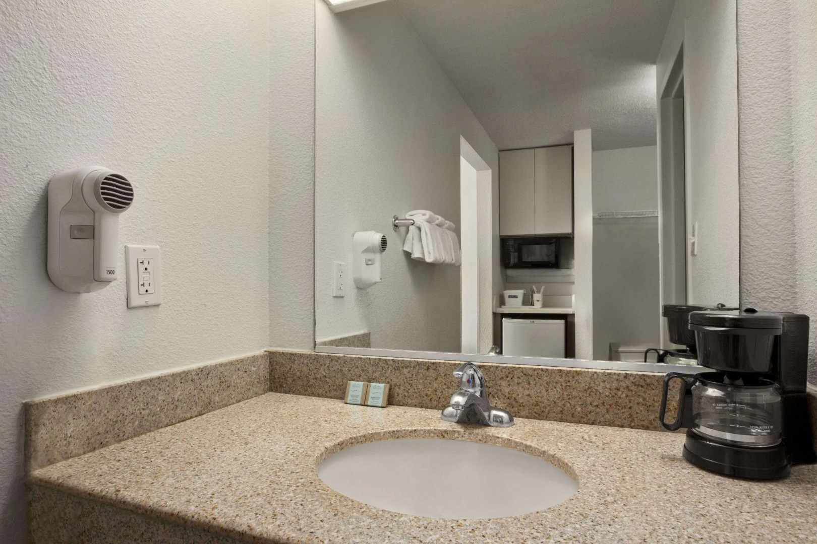 Travelodge by Wyndham Outer Banks/Kill Devil Hills