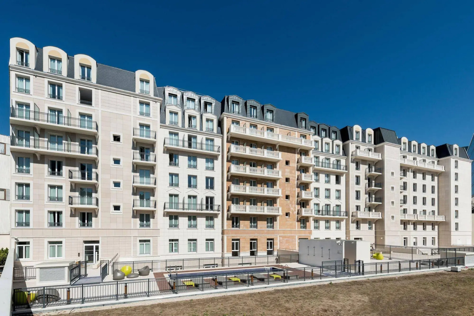 The Social Hub Paris La Defense