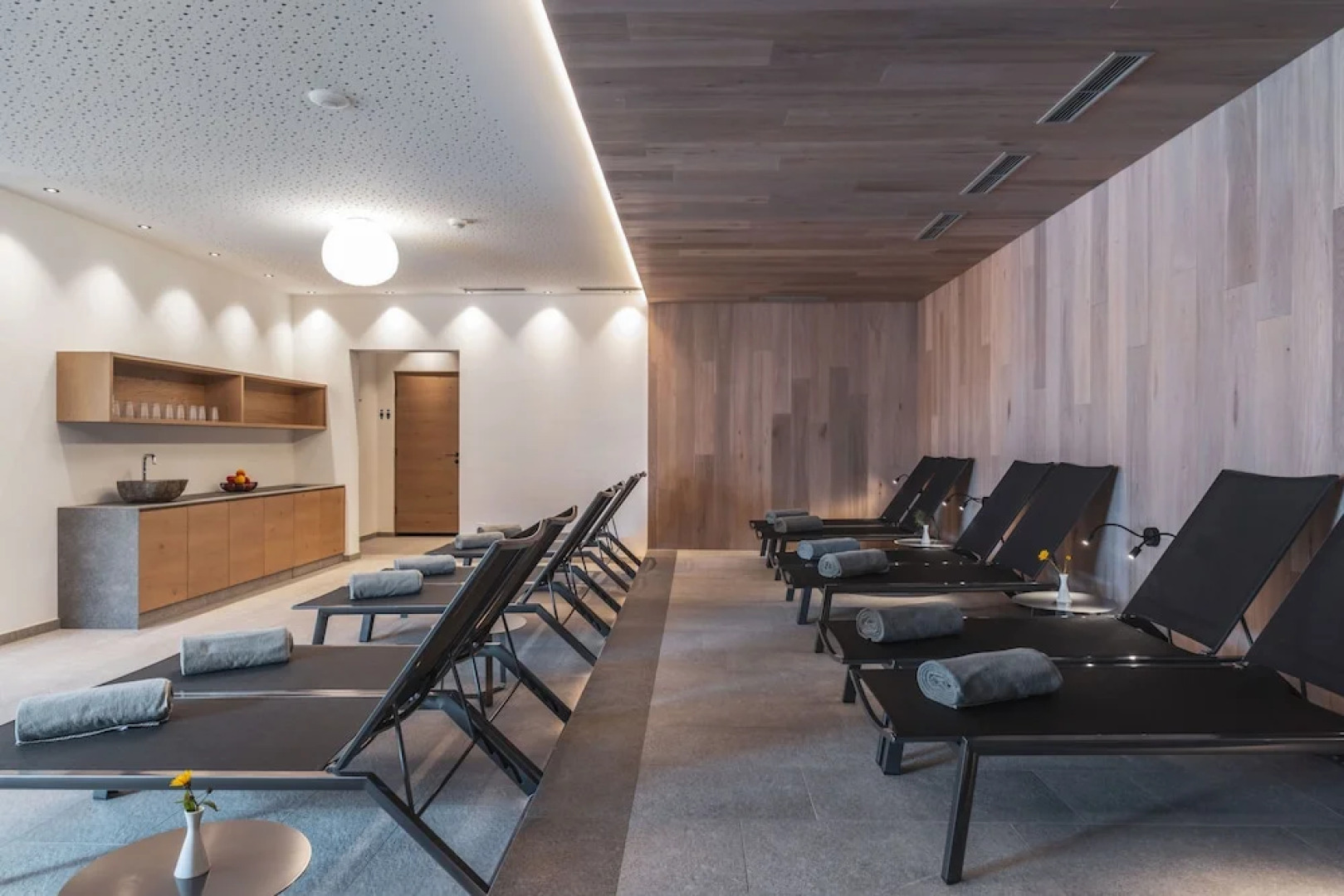 Maraias Luxury Suites & Apartments