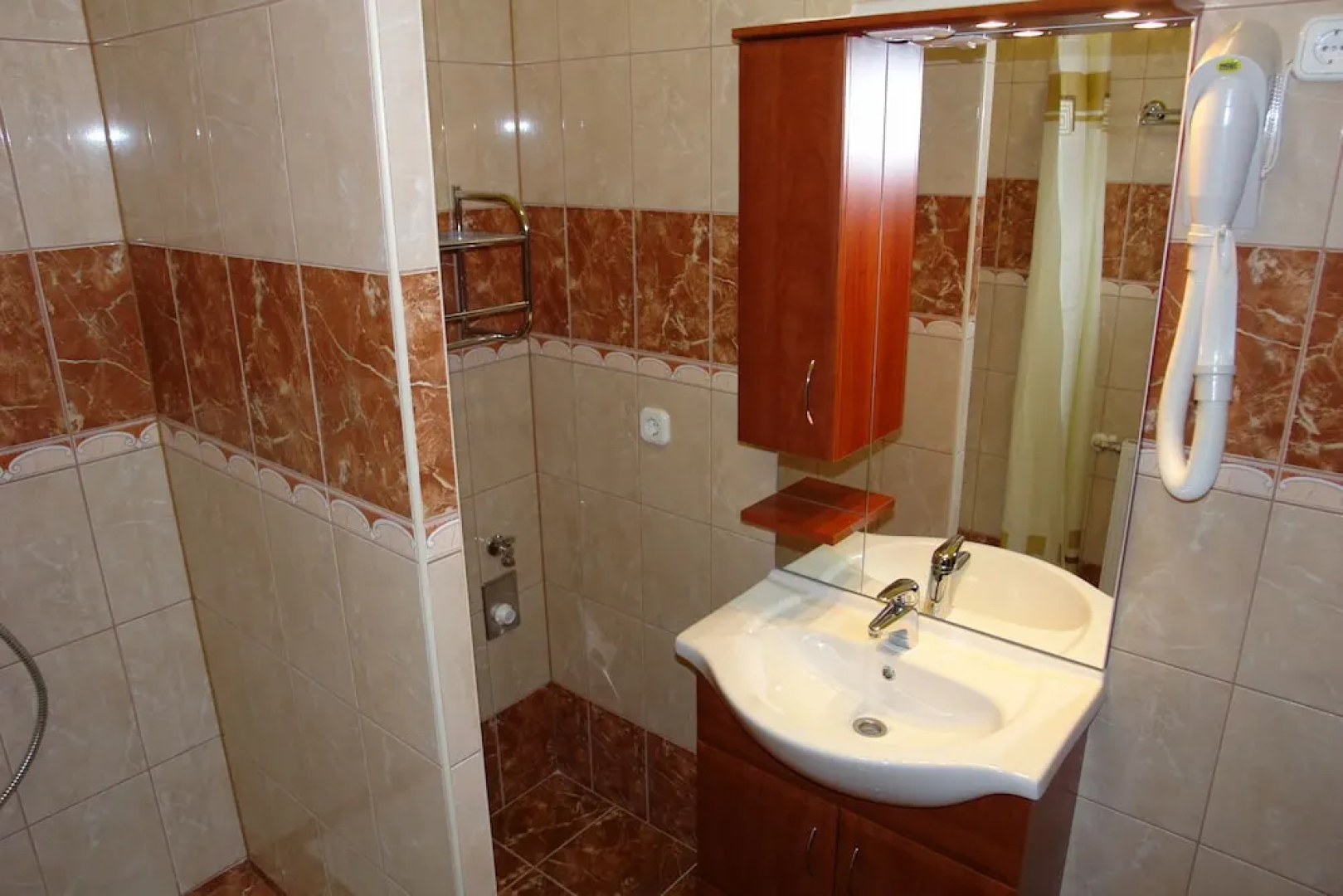 HoldLux Apartmanok